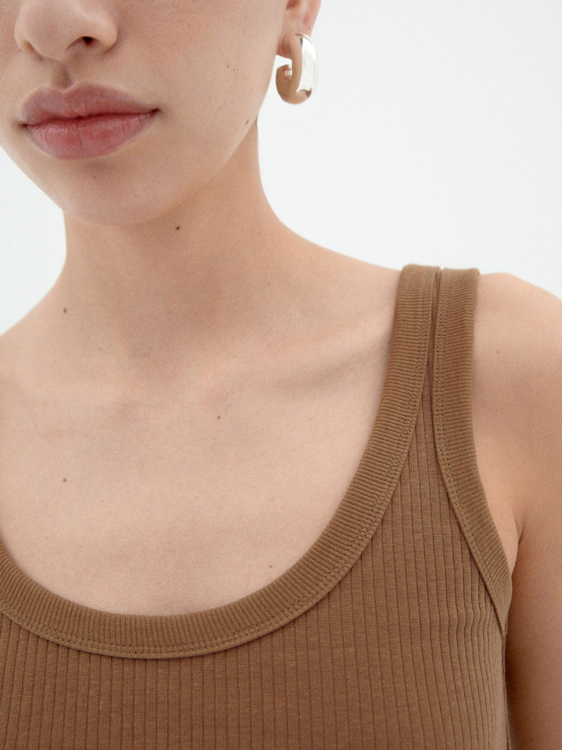 Julia Top otter hemp Thinking Mu