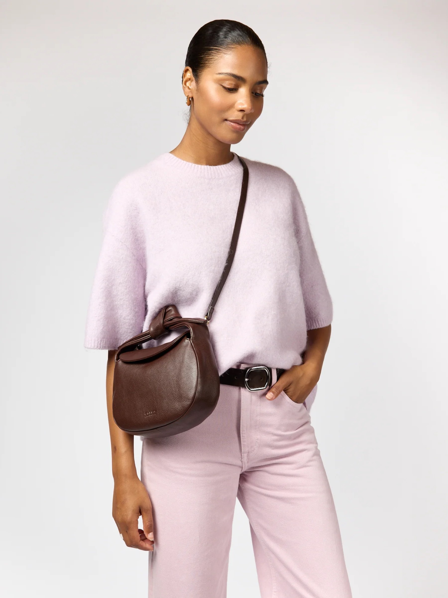 Tasche Coco Croissant chocolate soft grain leather O My Bag