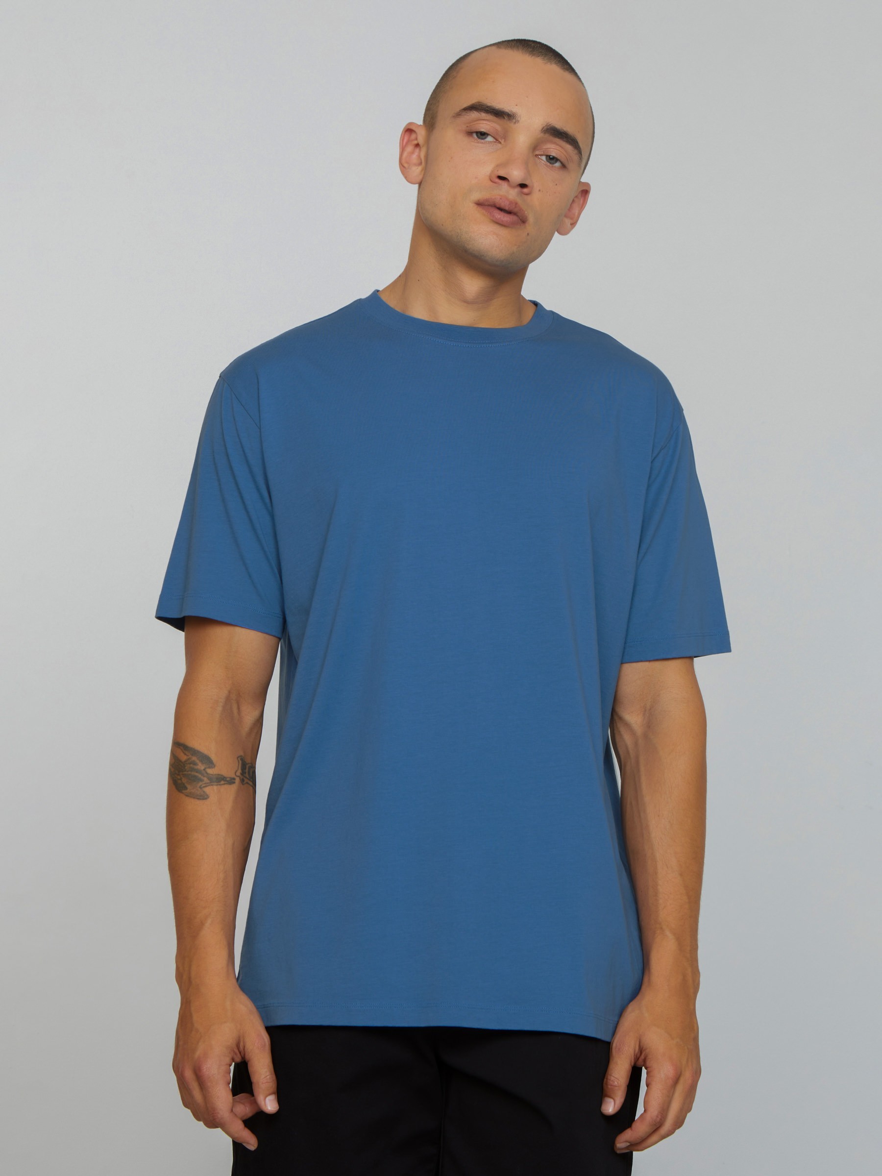T-Shirt Aposeris electric blue Recolution