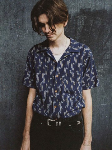 Kurzarmhemd Arvid Ikat Shirt blueberry Nudie Jeans