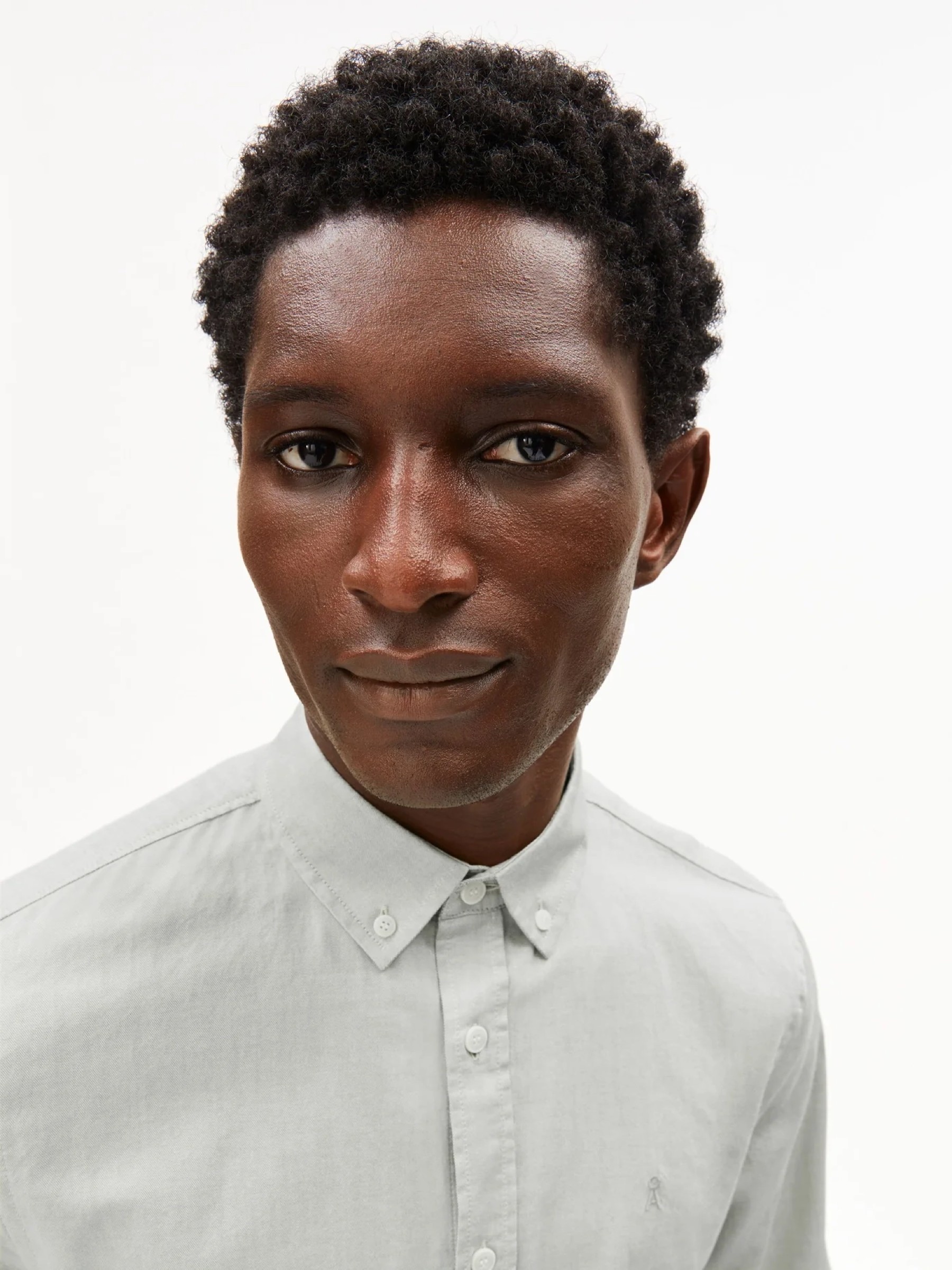 Hemd Quaasa fatigue green Armedangels