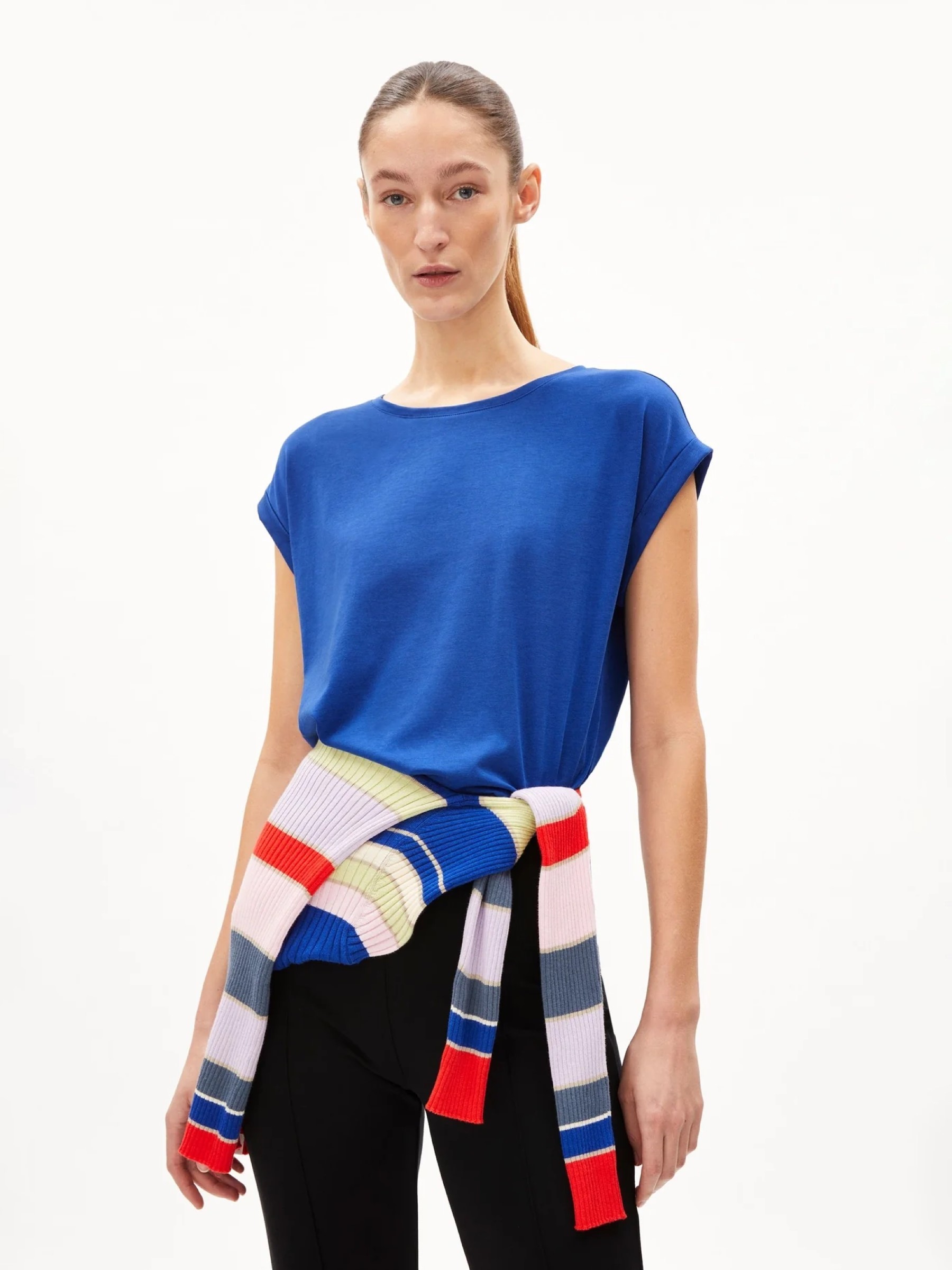 T-Shirt Jilaana dynamo blue Armedangels