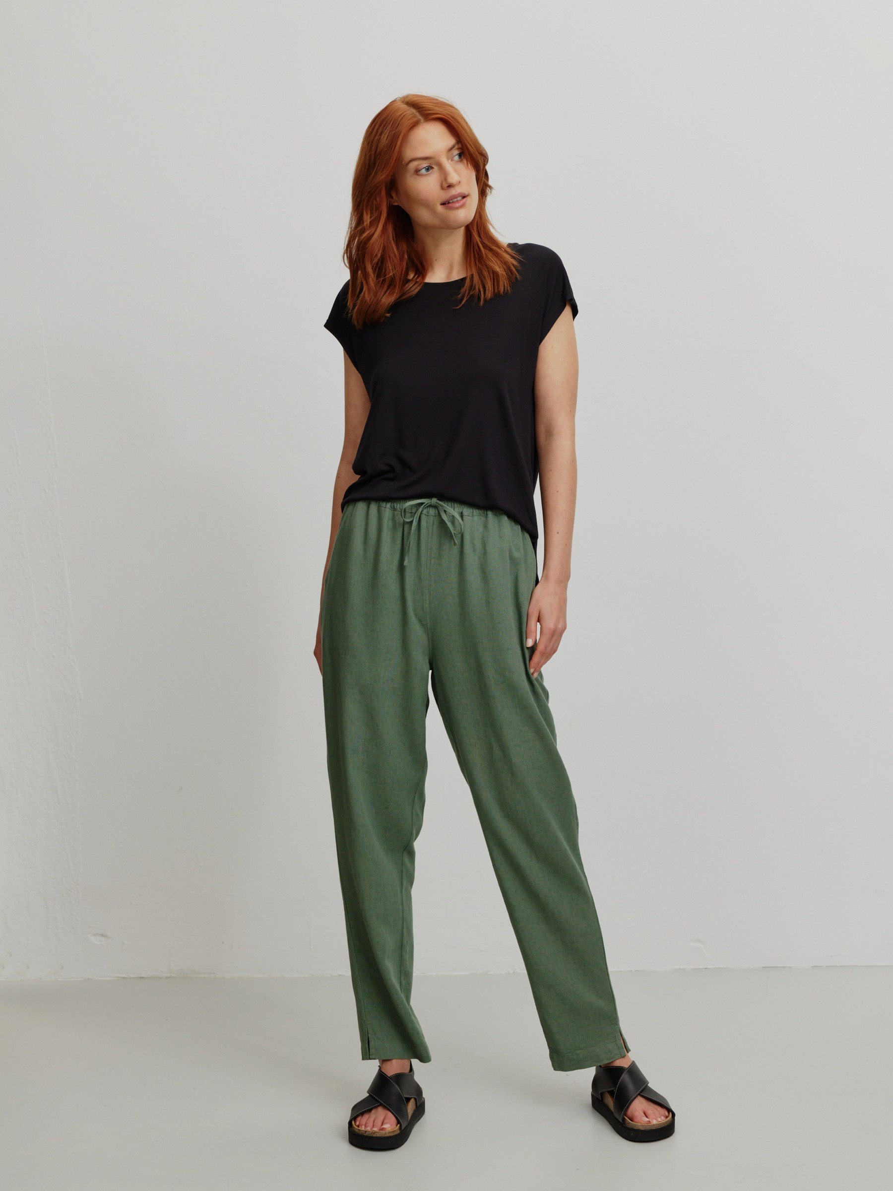 Hose Moonflower khaki Recolution