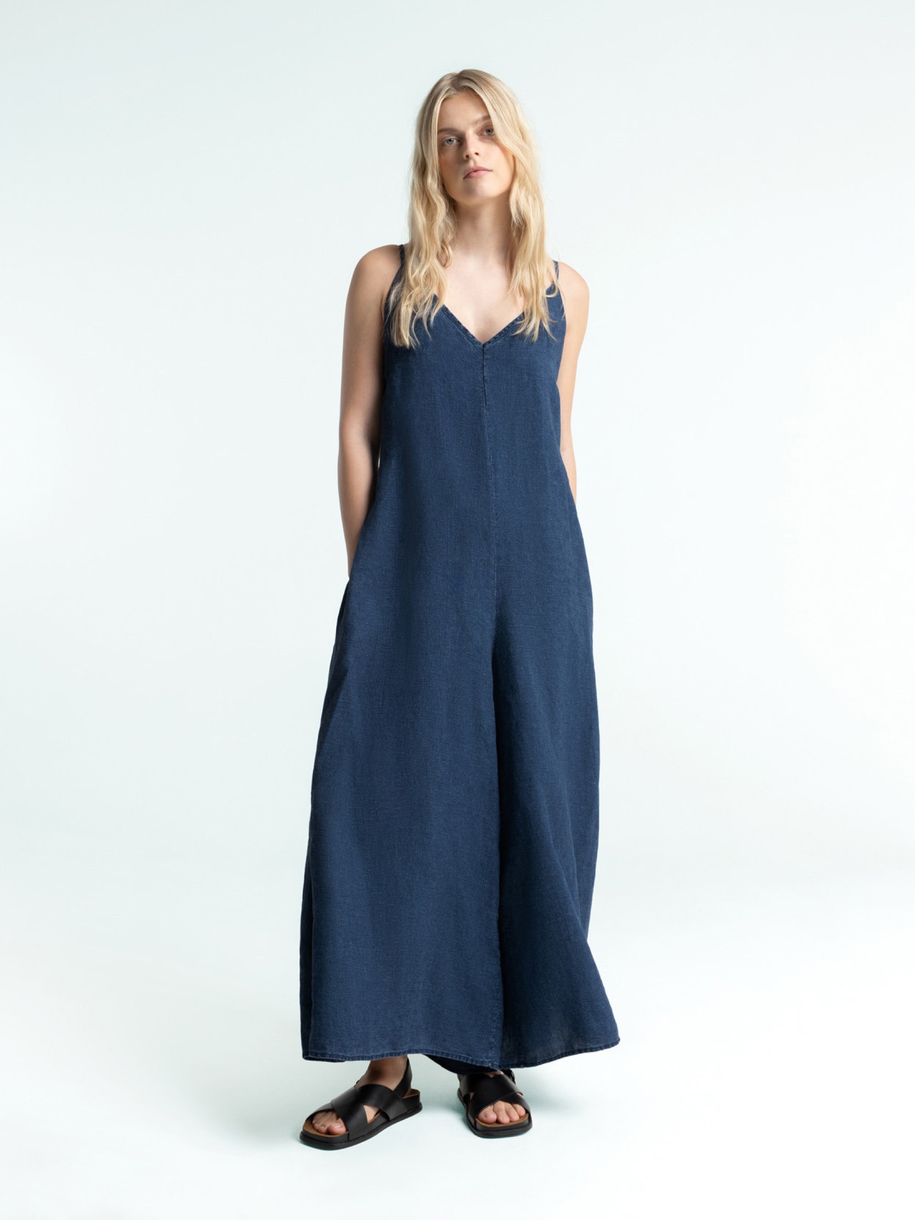 Jumpsuit Mikasa indigo linen Kings of Indigo – K.O.I.