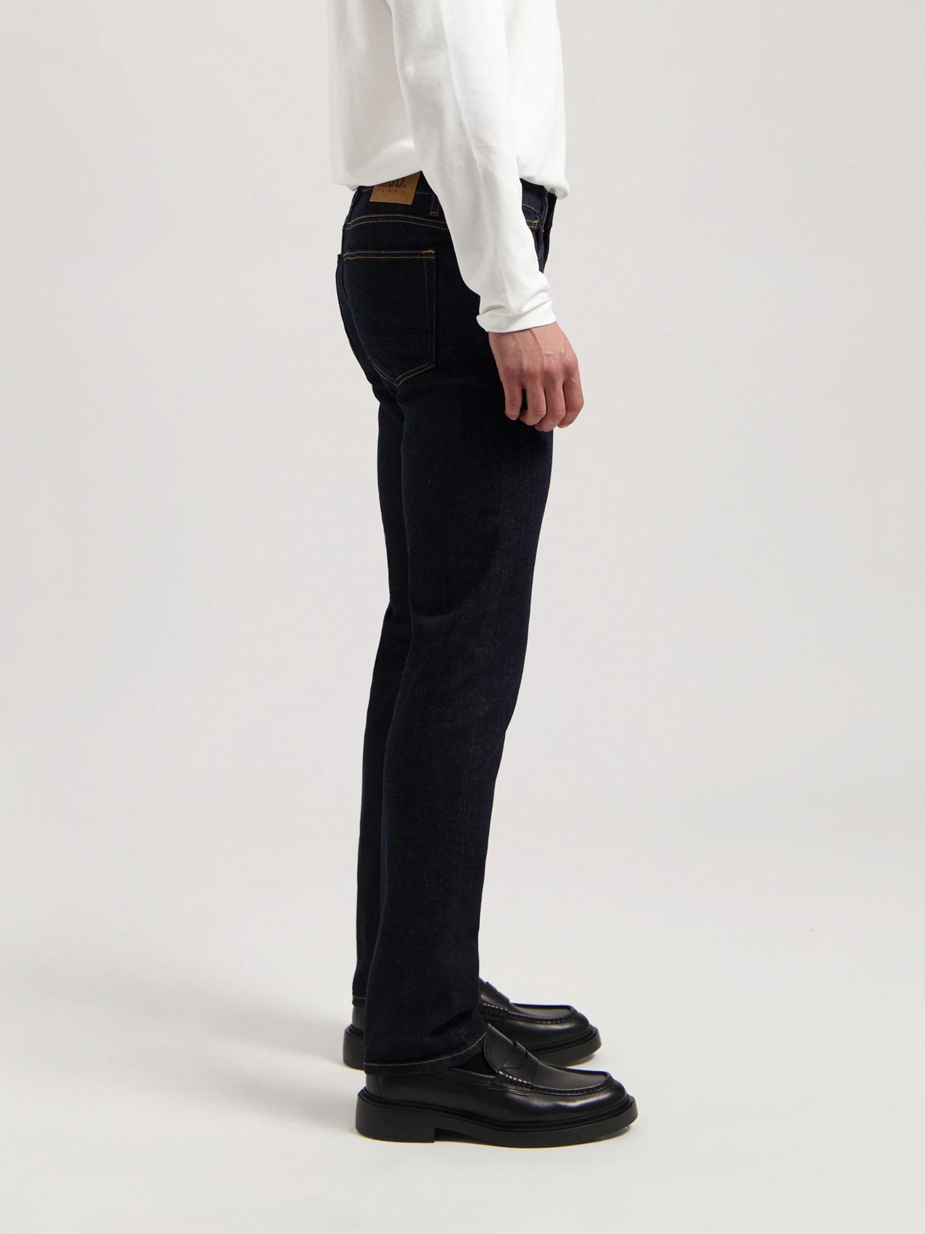 Hose Regular Bryce strong blue Mud Jeans