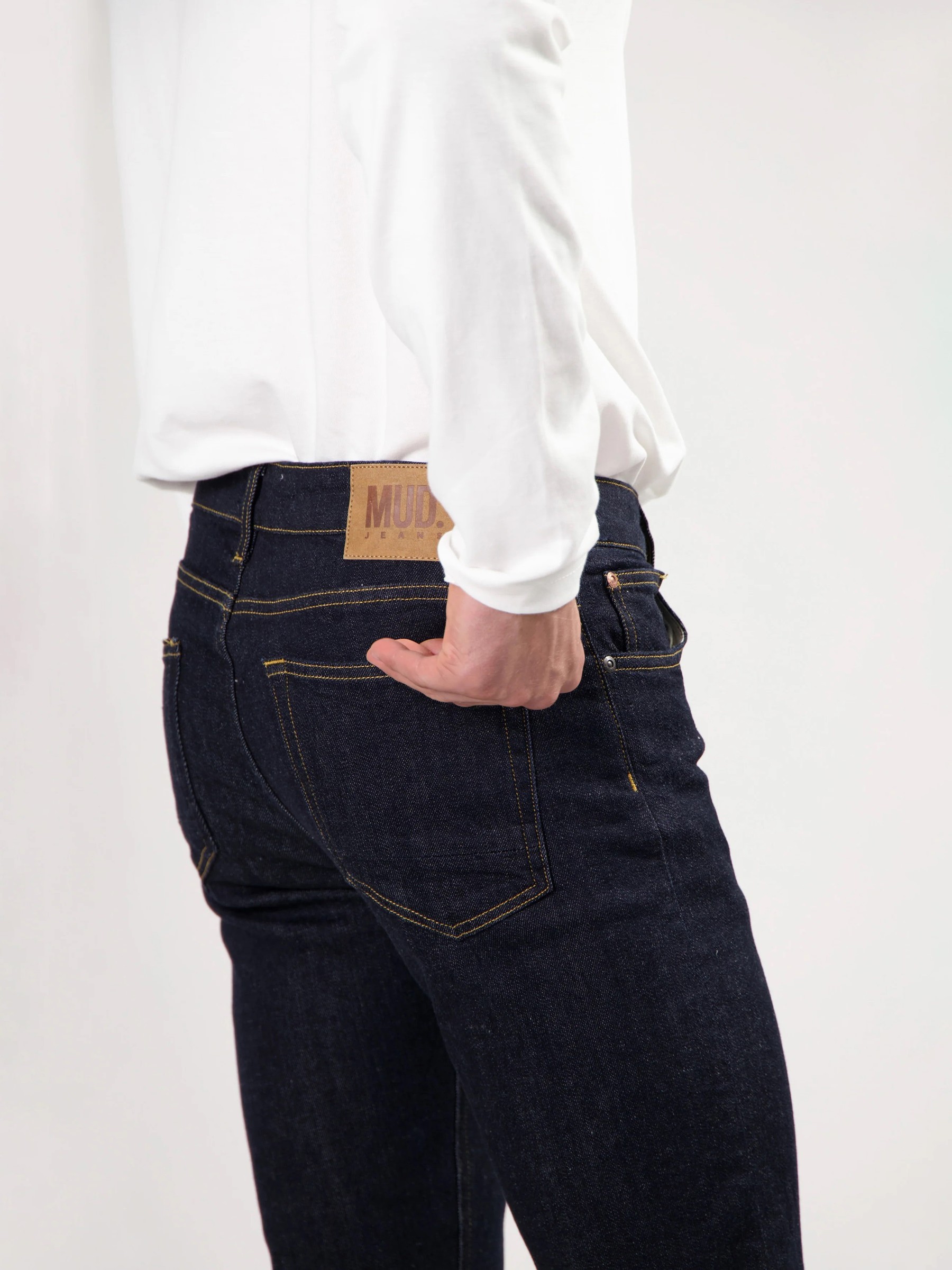 Hose Regular Bryce strong blue Mud Jeans