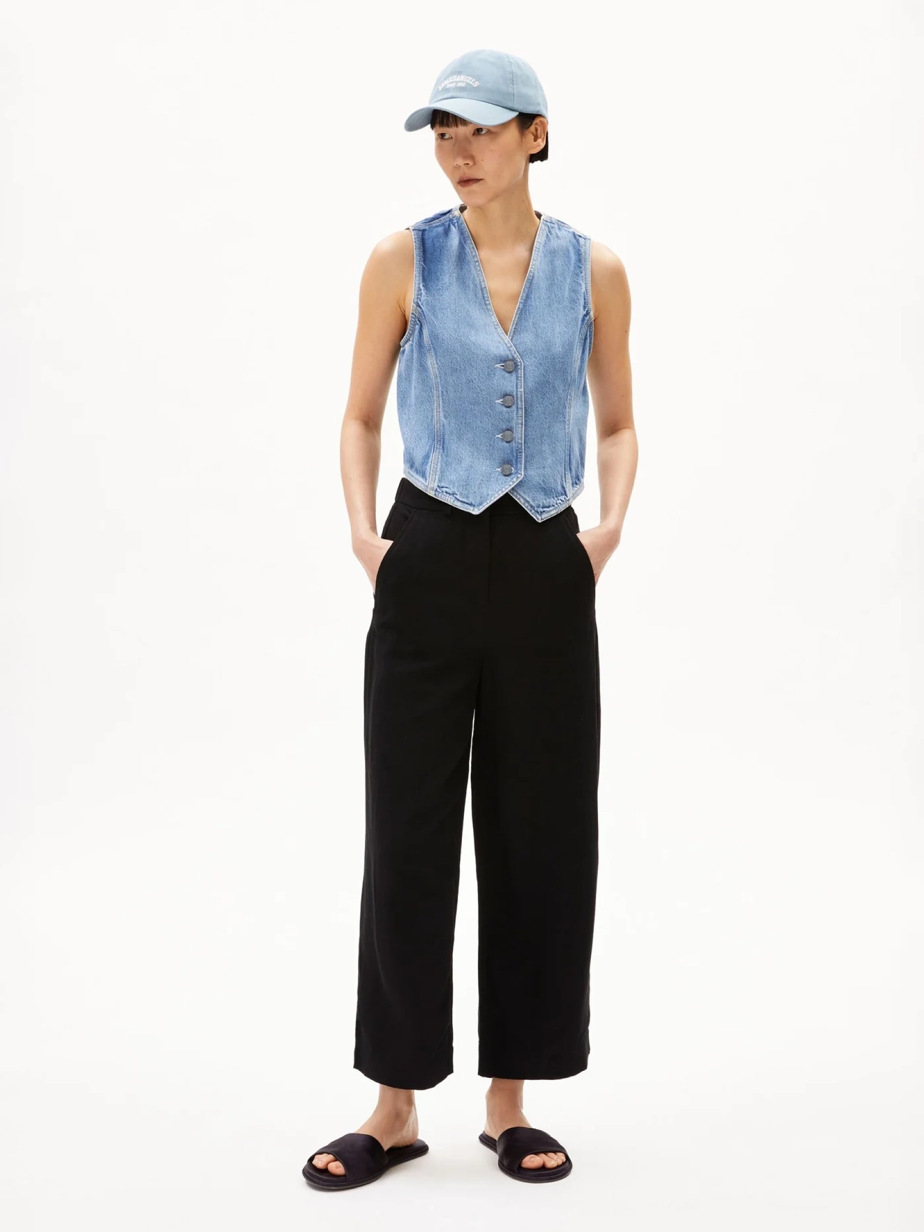 Hose Caarunus Lino Stripes black Armedangels