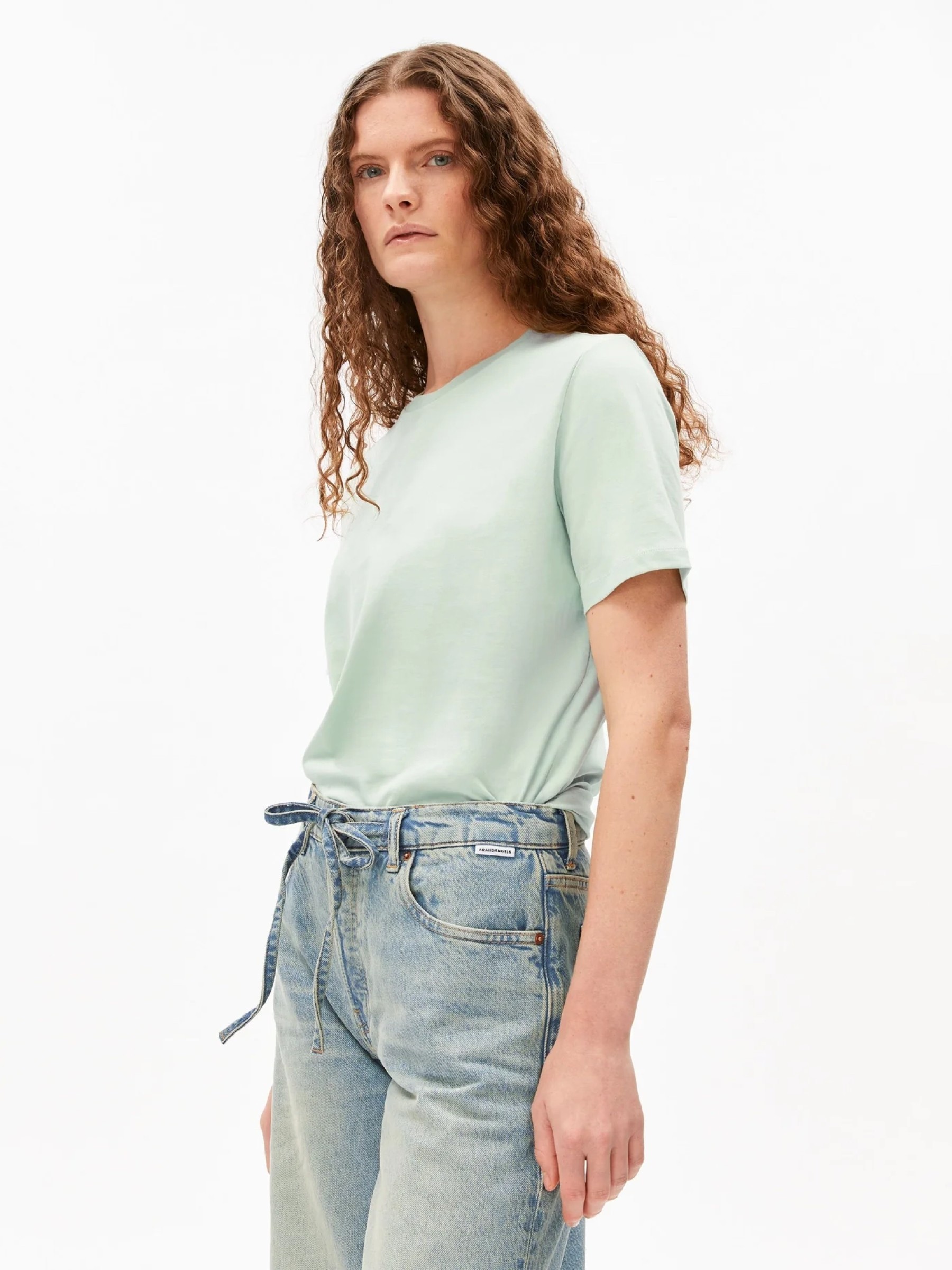 T-Shirt Lualaa foam Armedangels