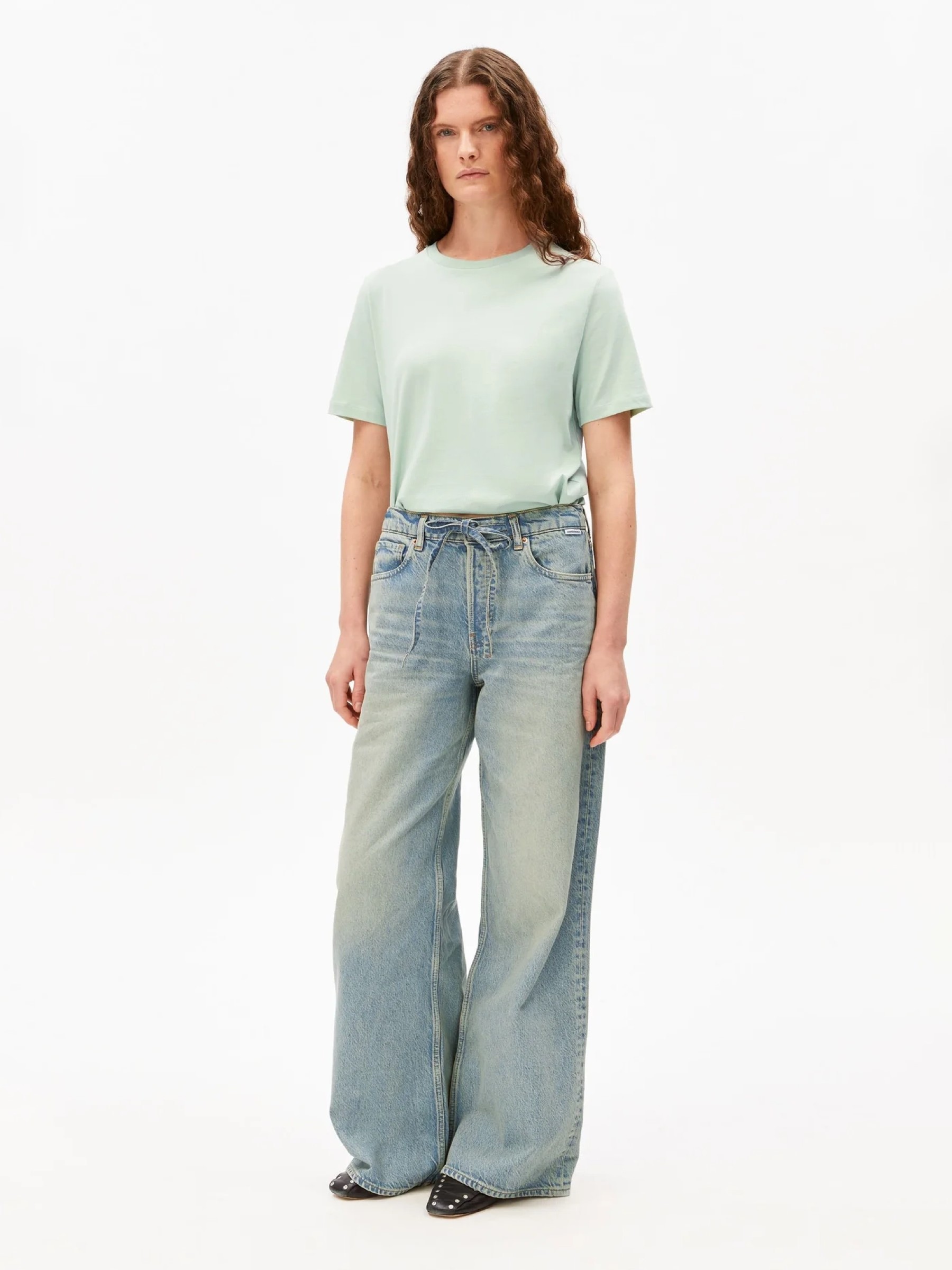 T-Shirt Lualaa foam Armedangels