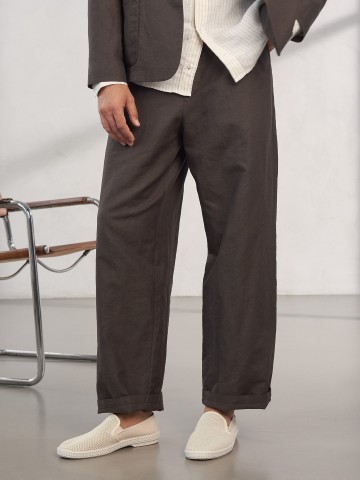 Hose Carlo coffee linen About Companions