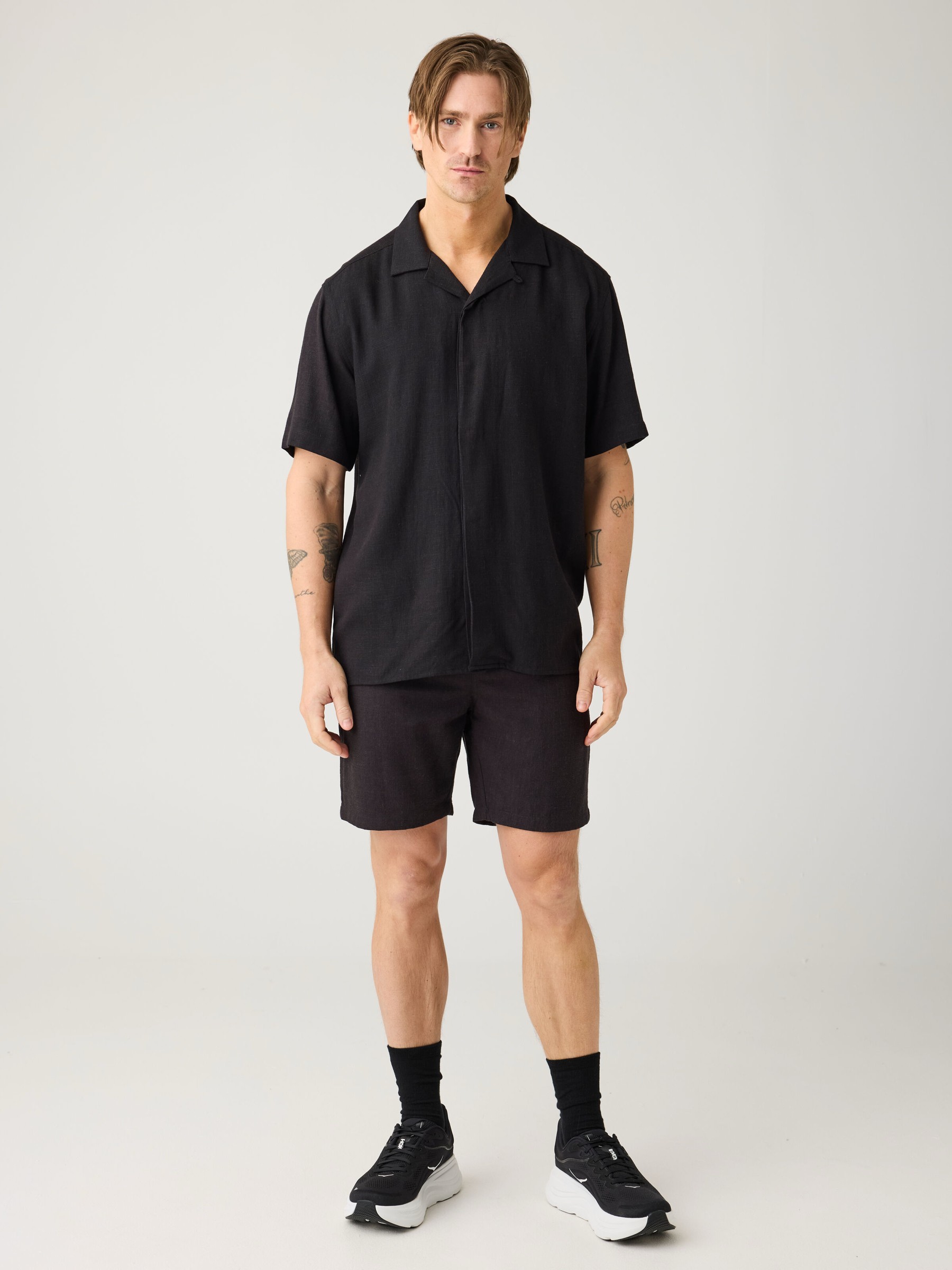 Kurzarmhemd Linen-Mix Shirt black jet Knowledge Cotton Apparel