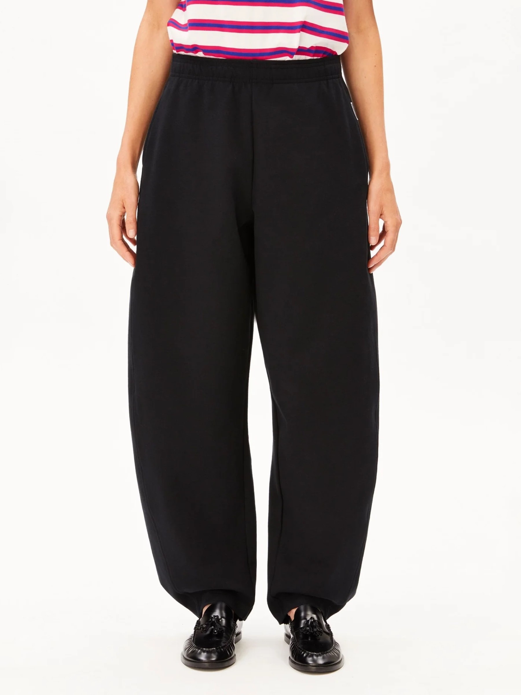 Hose Barrel Pull-On Jersey Pant black Armedangels
