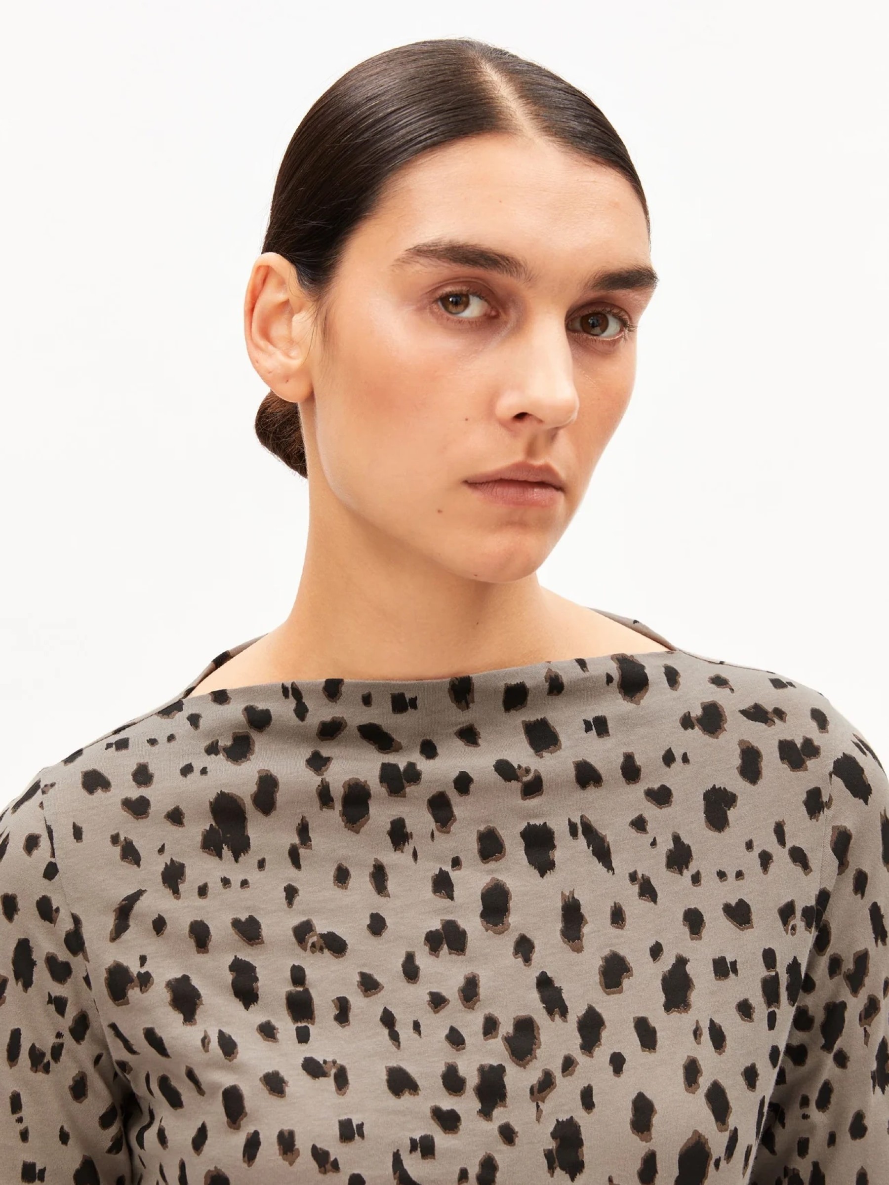 Leo Longsleeve walnut cream Armedangels