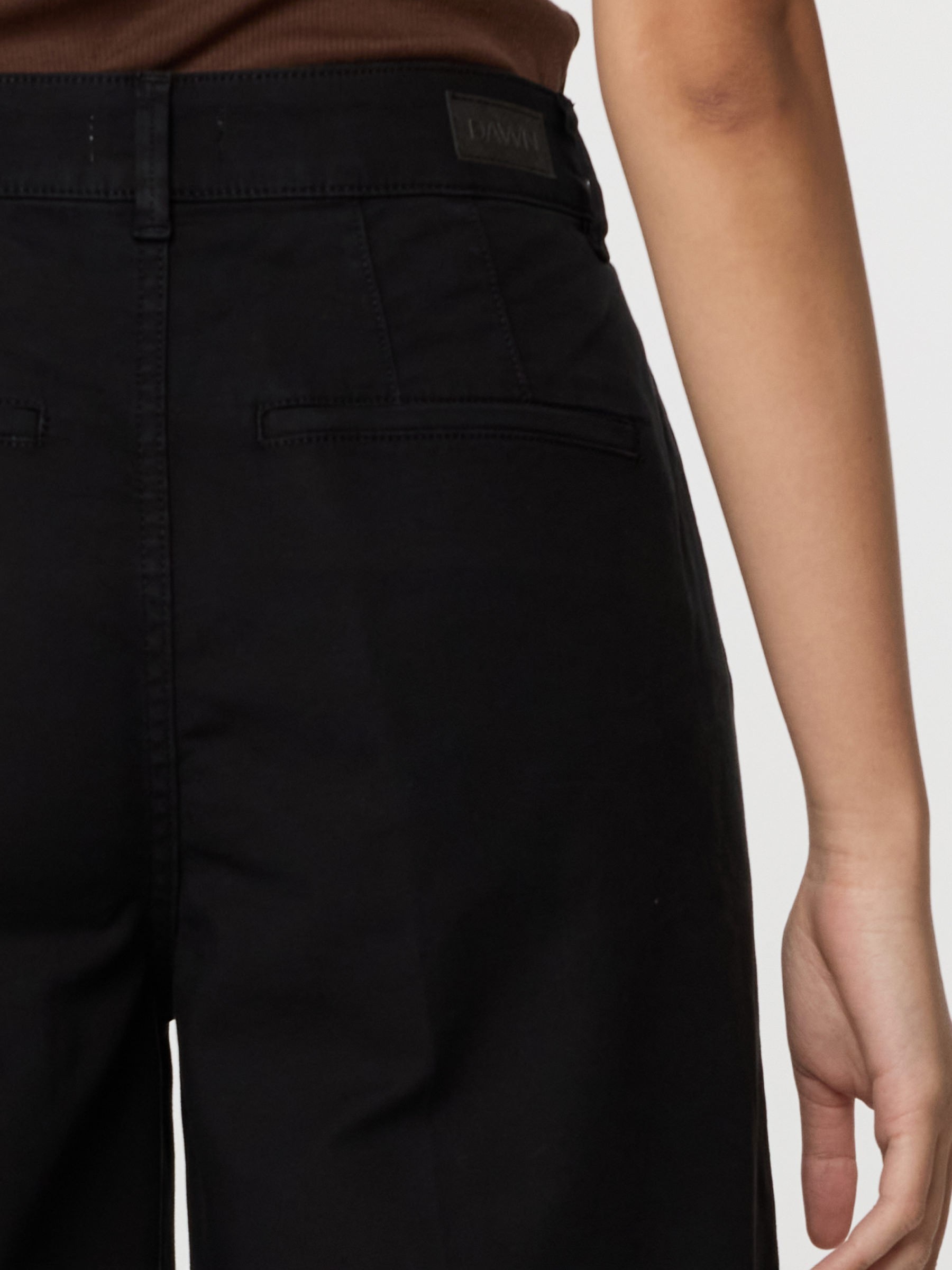 Shorts Eden Paper Touch Shulotte black Dawn Denim