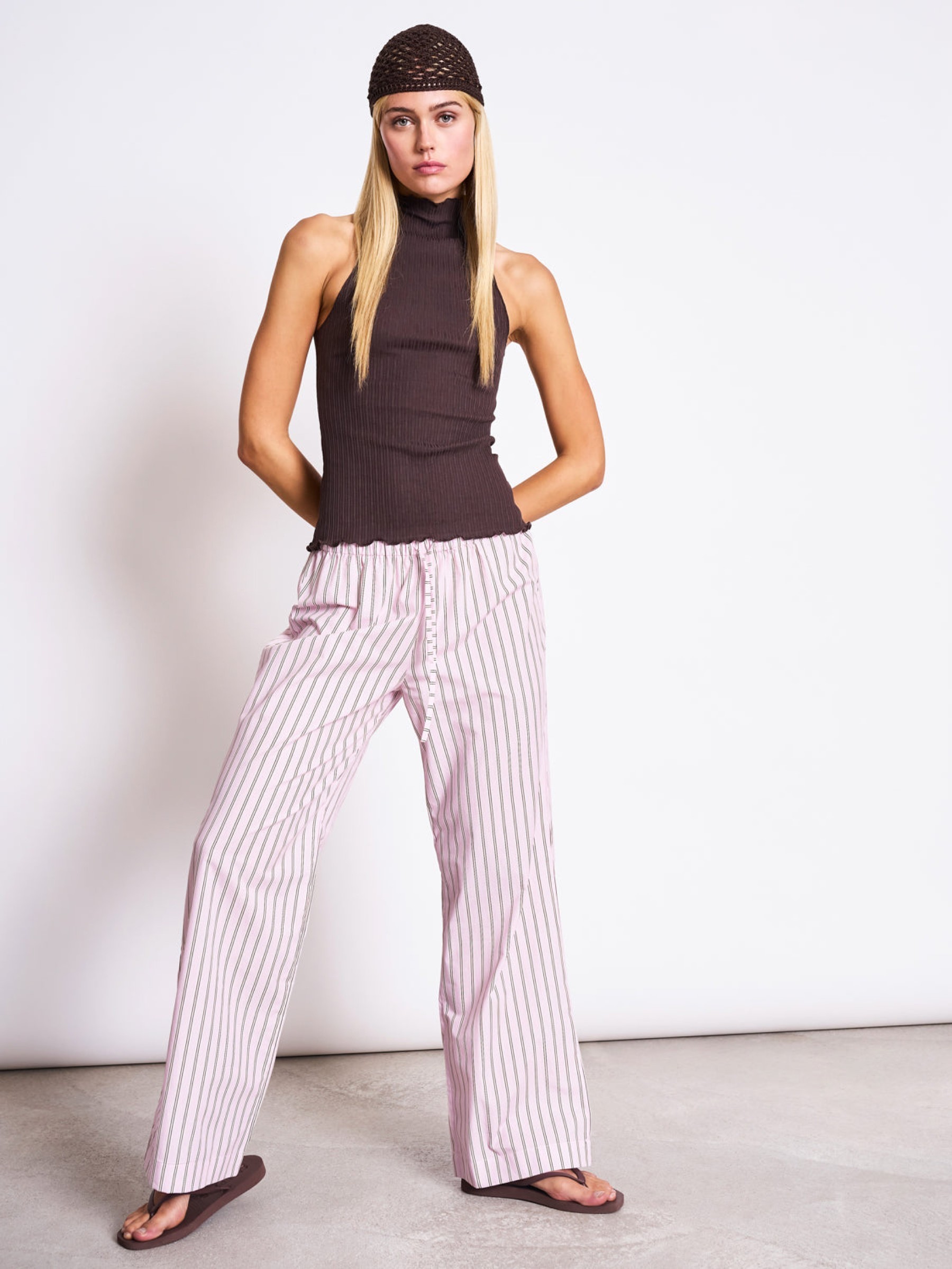 Raised Collar Top Lepus mud Jan 'n June