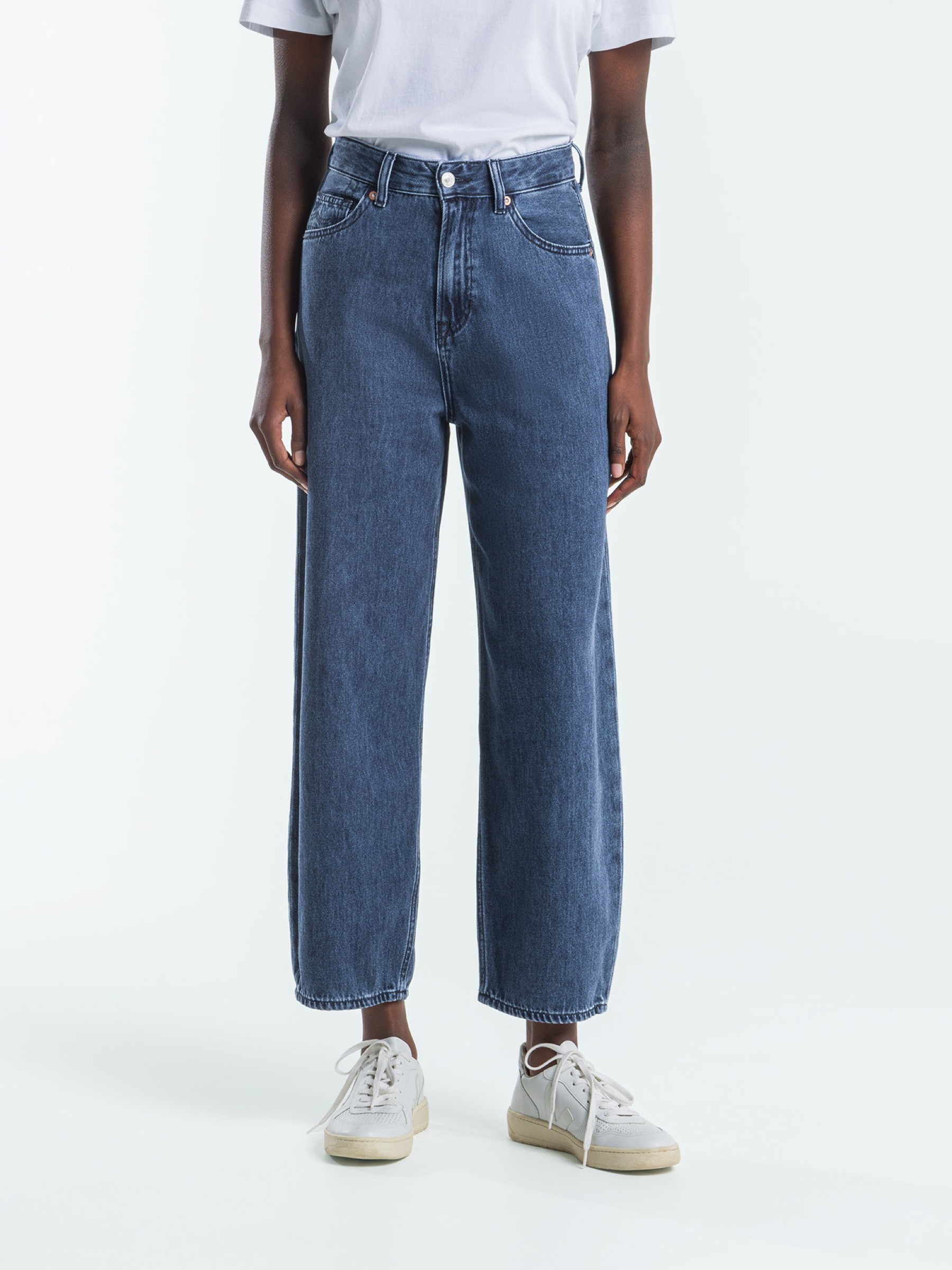 Jeanshose Leila alex dark worn Kings of Indigo – K.O.I.