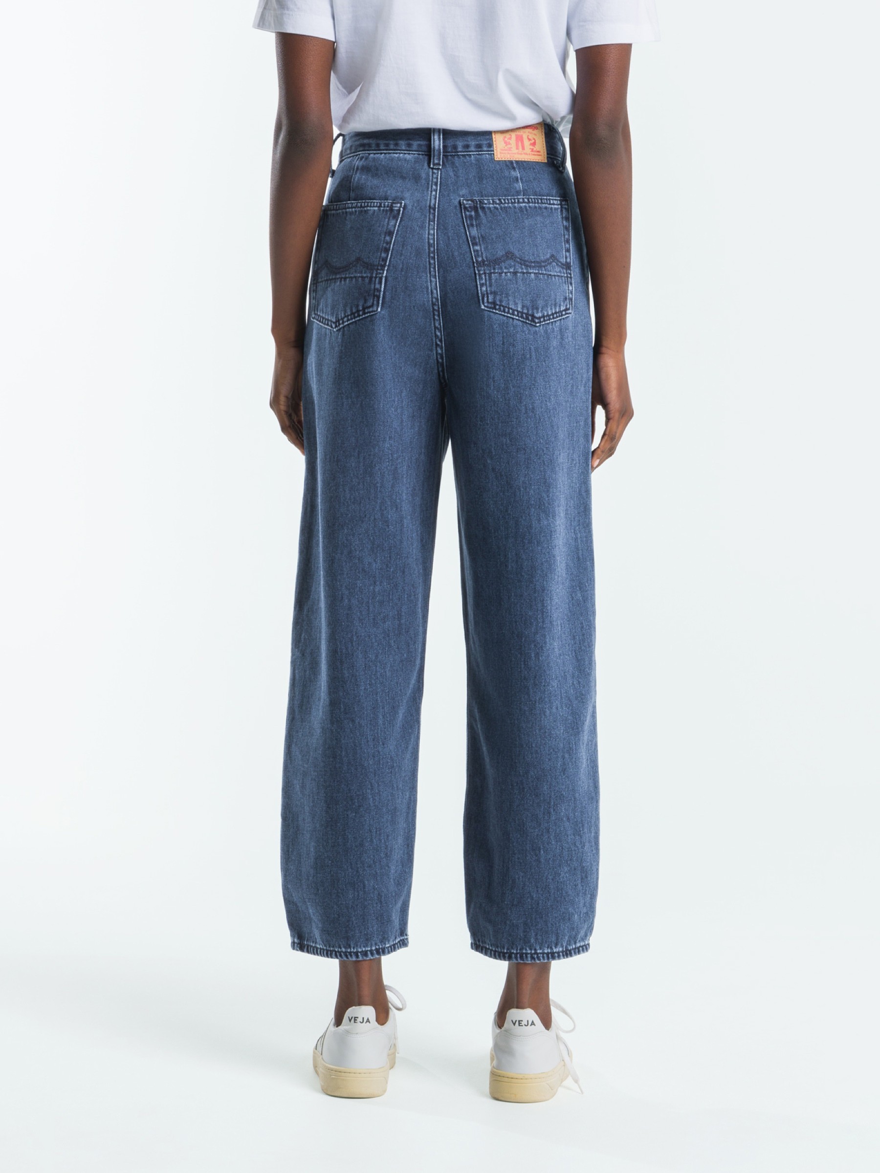 Jeanshose Leila alex dark worn Kings of Indigo – K.O.I.