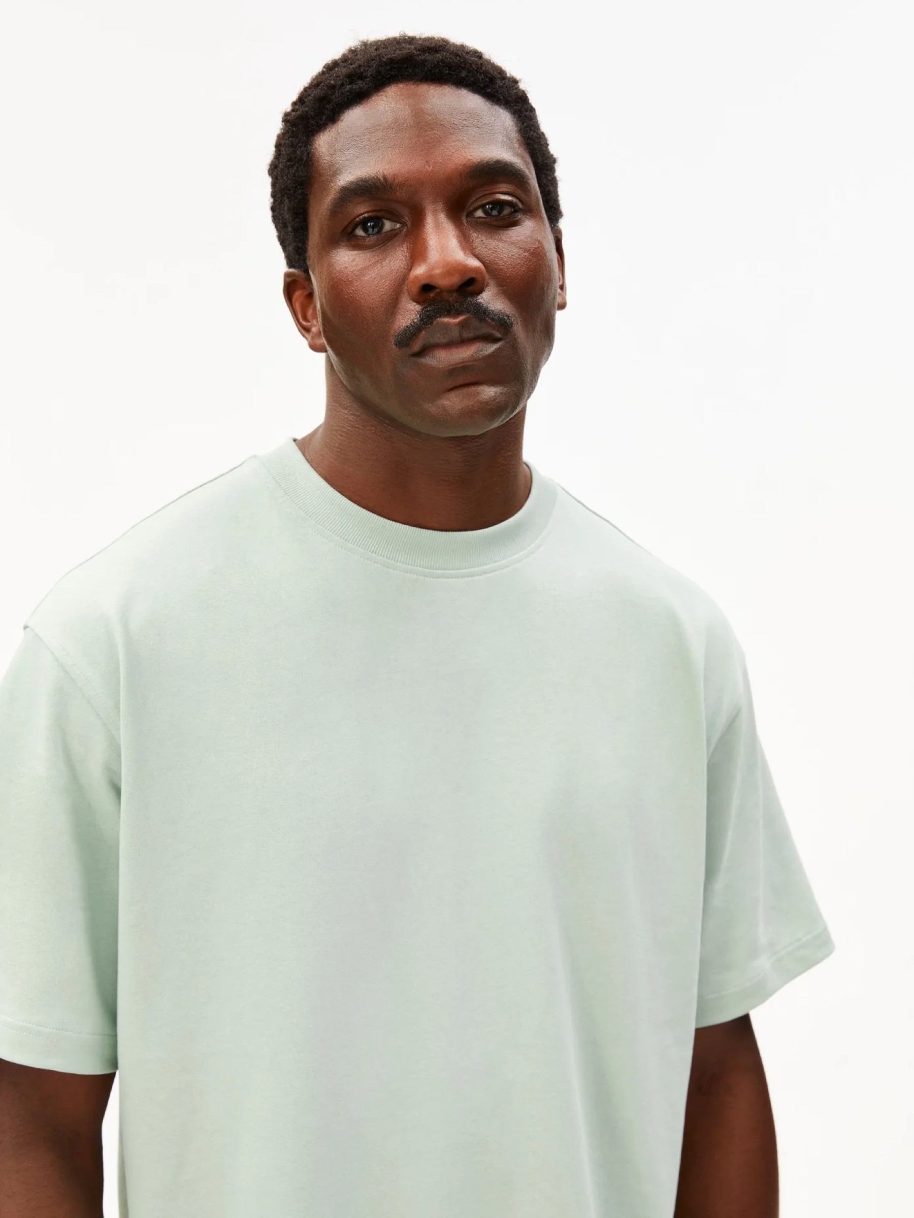 Maarkos Heavy Weight T-Shirt foam Armedangels