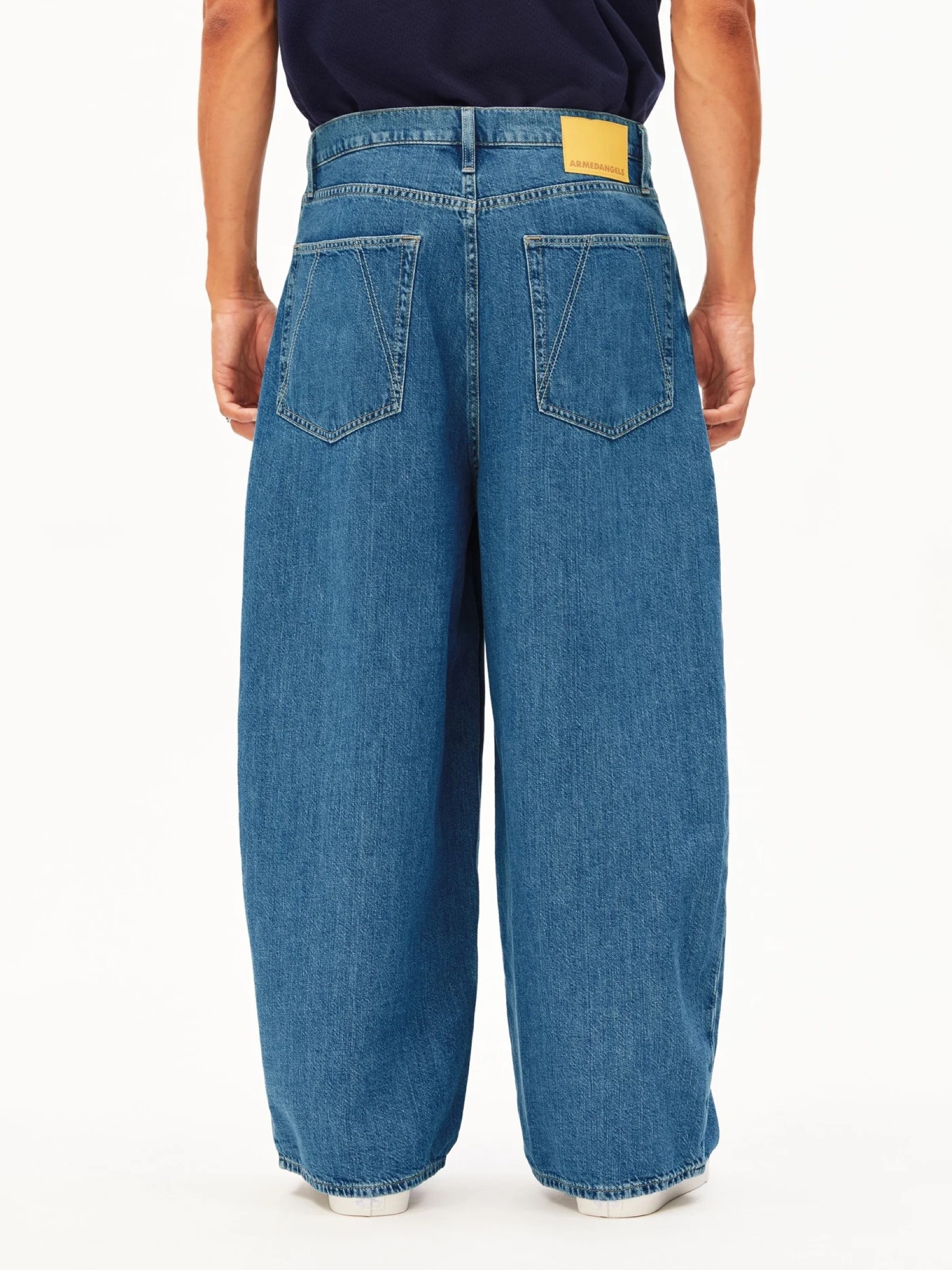 Jeanshose Kaavo Linen Blend Baggy Denim Pant sea salt Armedangels