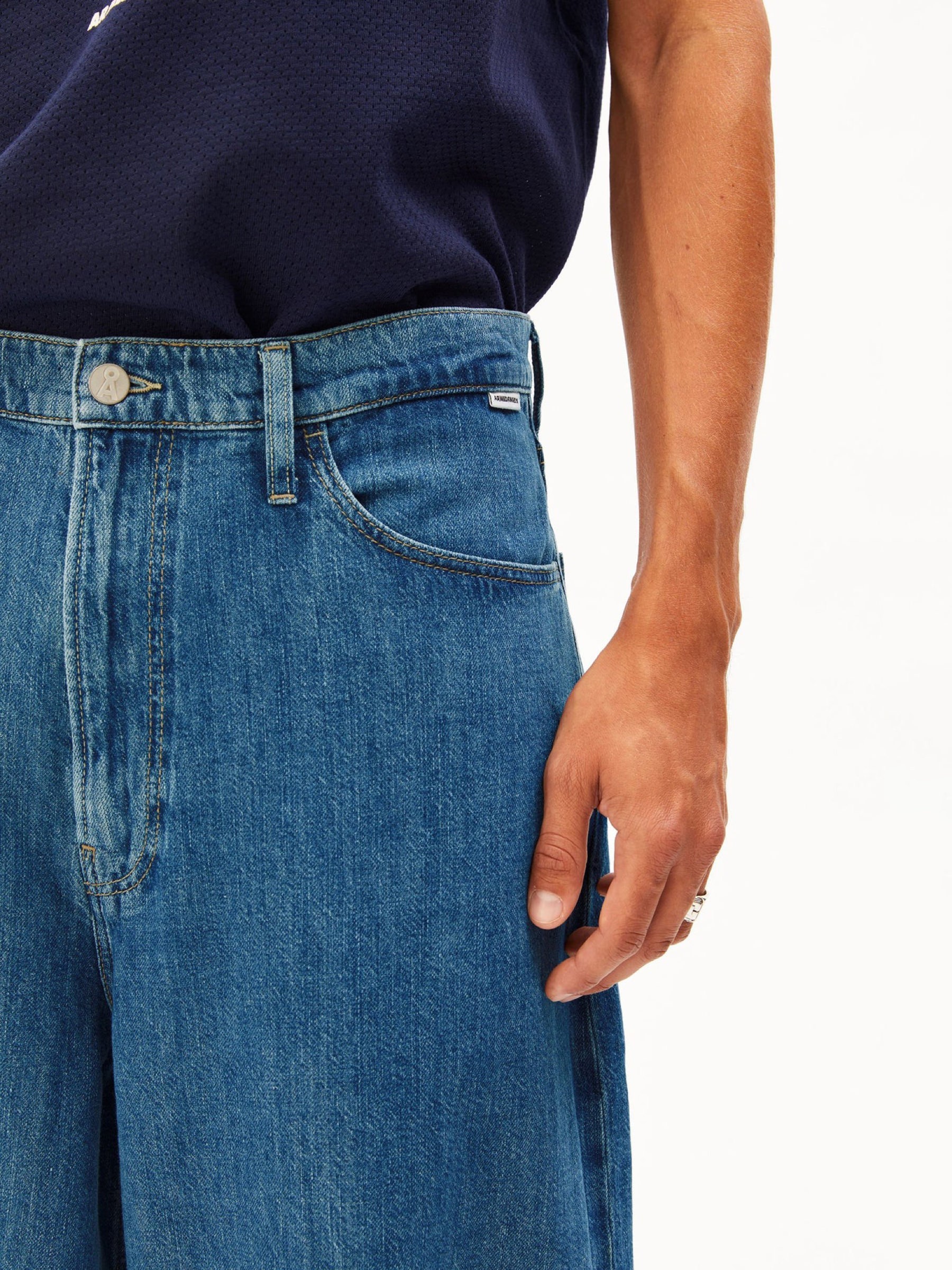 Jeanshose Kaavo Linen Blend Baggy Denim Pant sea salt Armedangels