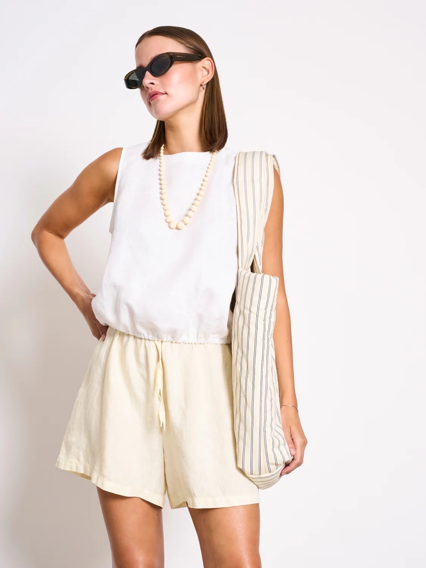 Kurze Hose Linen Drawstring Shorts Marum buttermilk Jan 'n June
