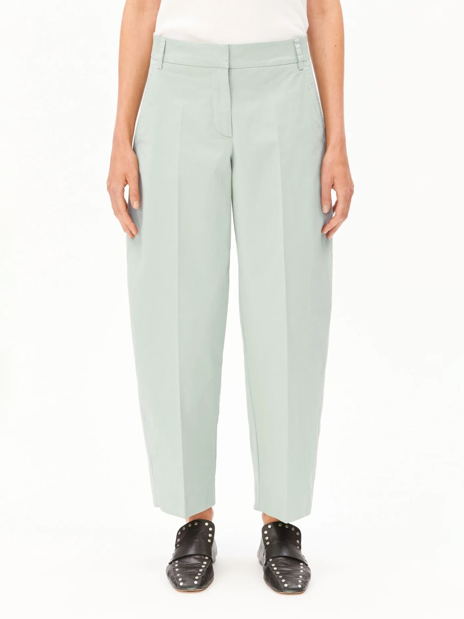 Hose Barrel Leg Twill Pant foam Armedangels
