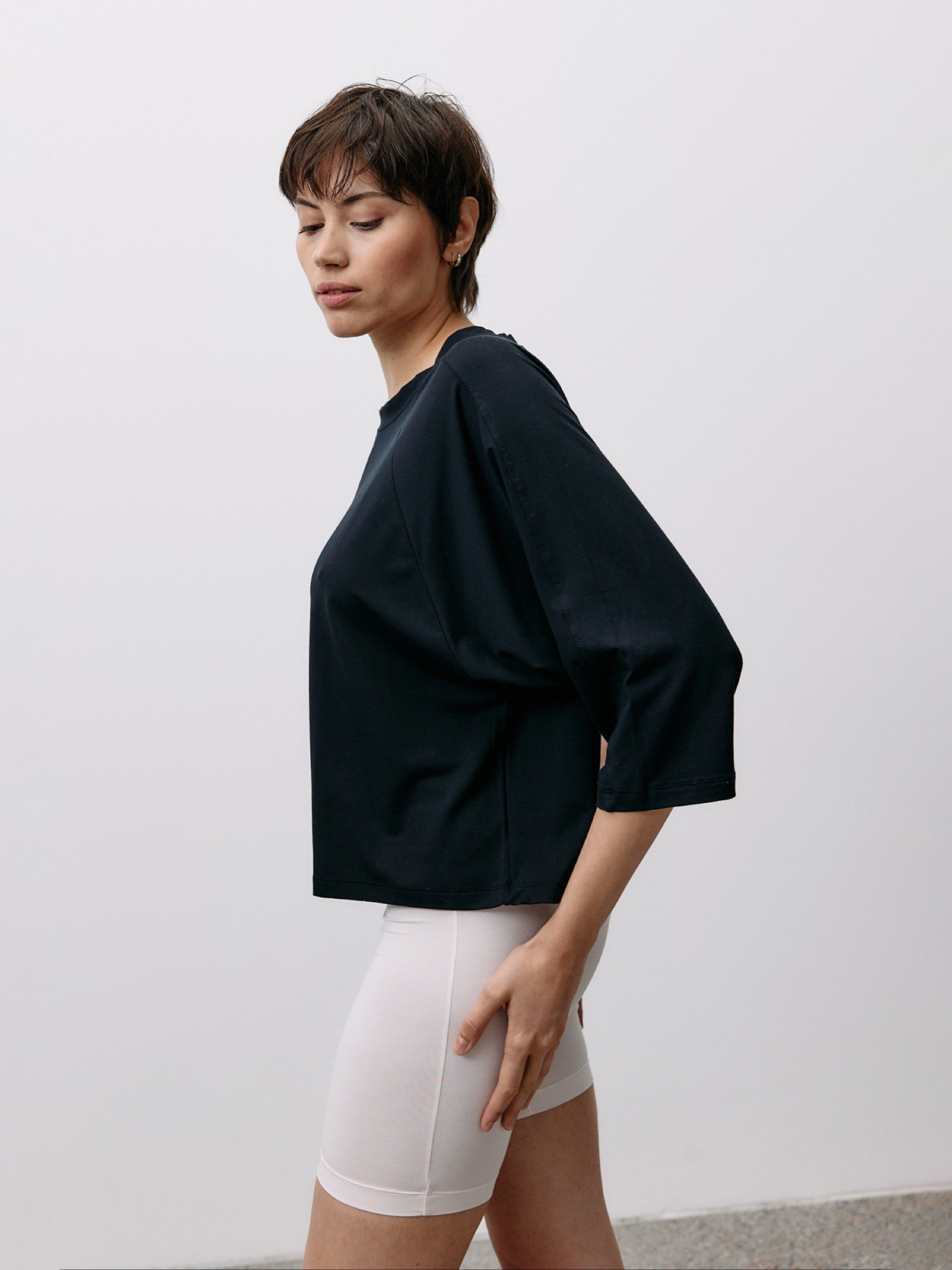 T-Shirt Neo Classic Effortless Top black intense Moya Kala