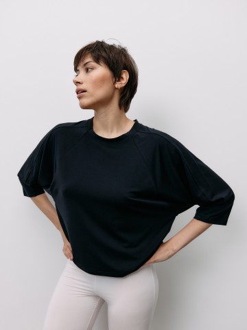 T-Shirt Neo Classic Effortless Top black intense Moya Kala