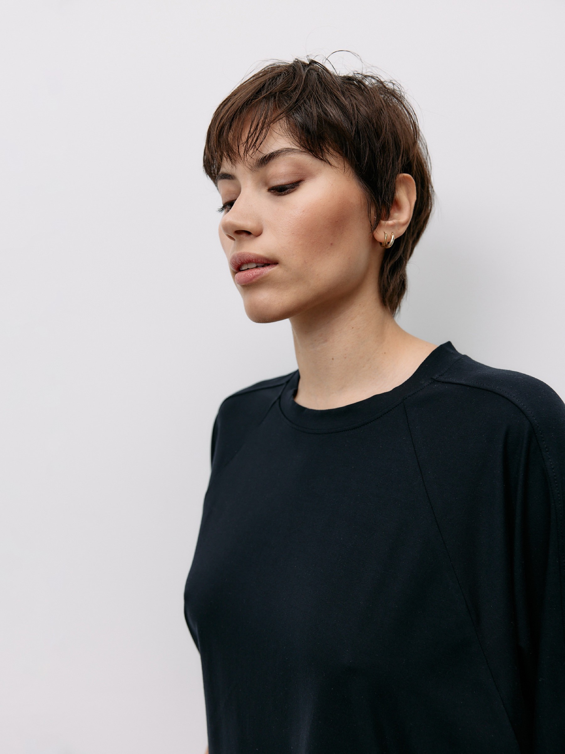 T-Shirt Neo Classic Effortless Top black intense Moya Kala