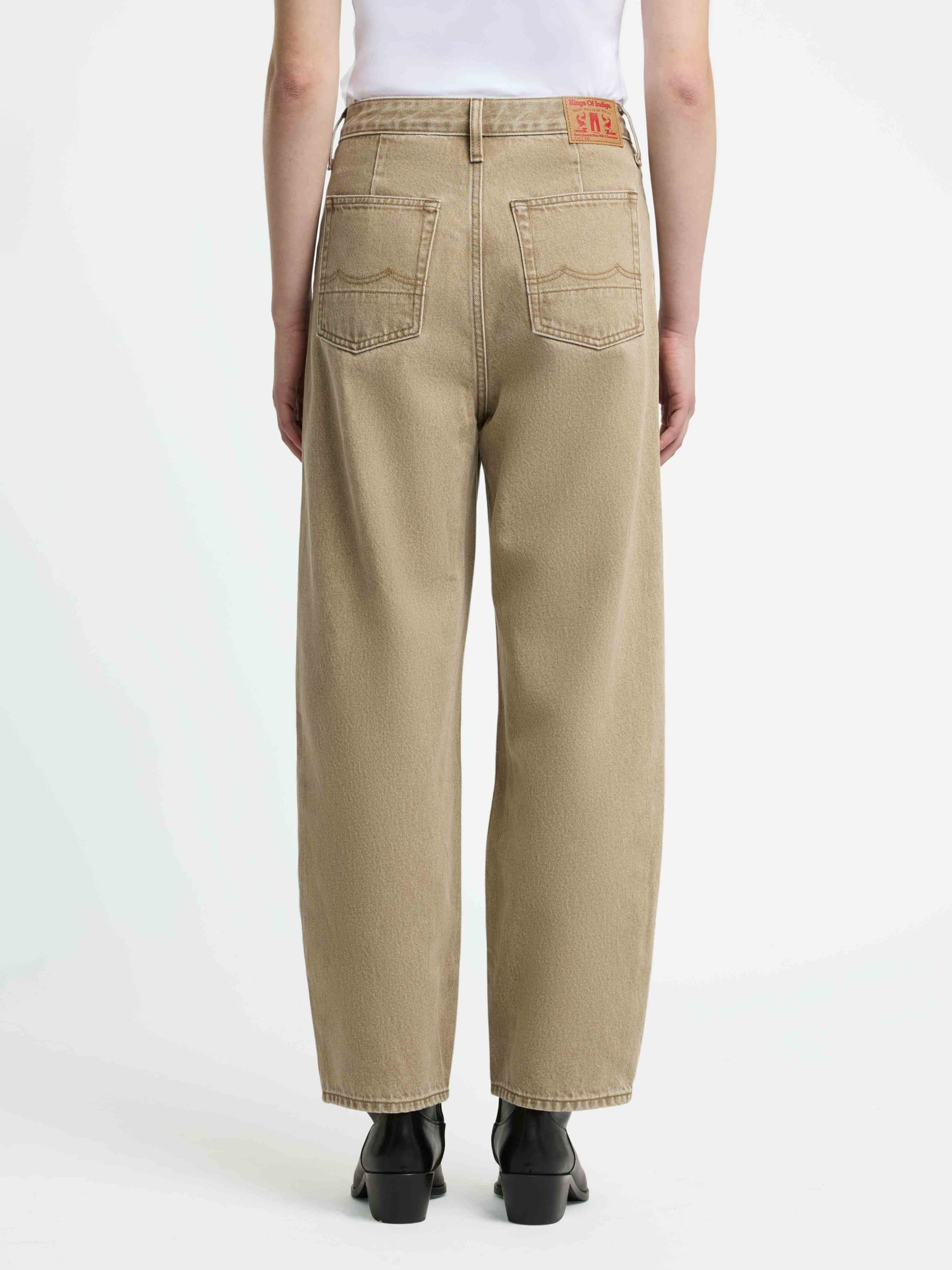 Jeanshose Leila dark beige Kings of Indigo – K.O.I.
