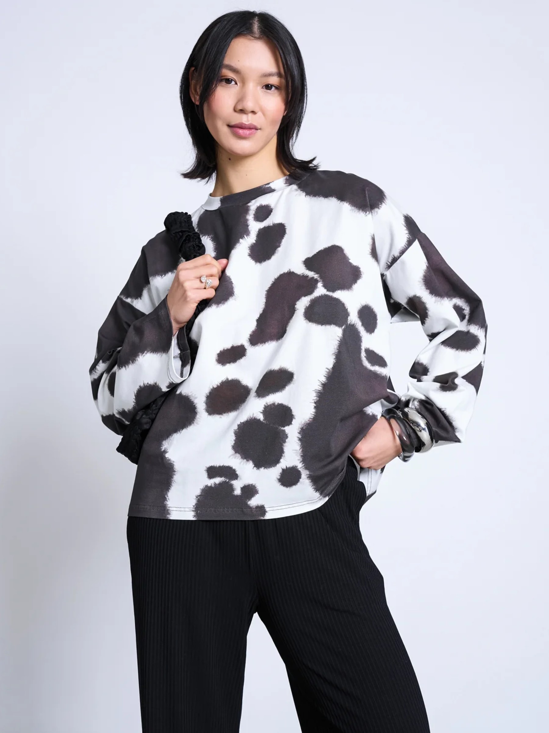 Printed Oversized Longsleeve Camia cow print Jan 'n June