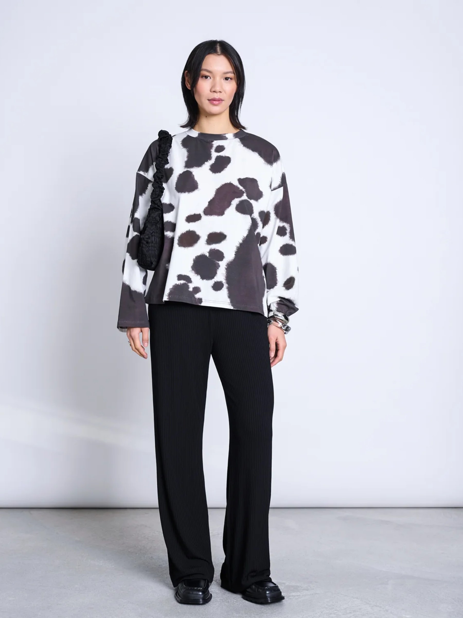 Printed Oversized Longsleeve Camia cow print Jan 'n June