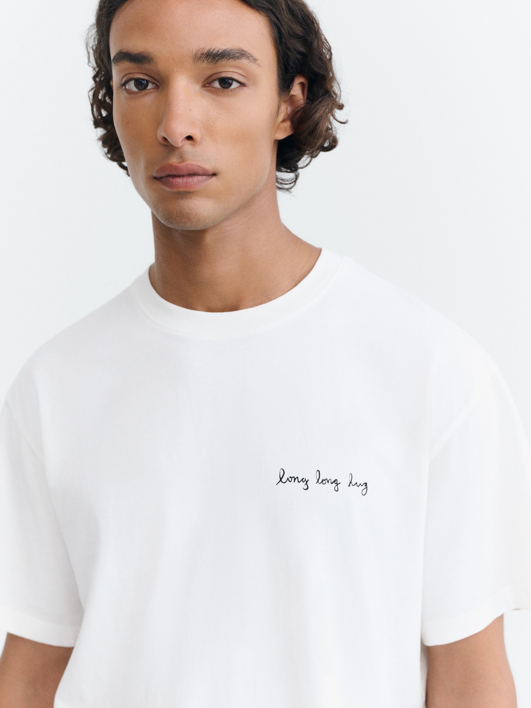 T-Shirt Aaron Tee long hug white Thinking Mu