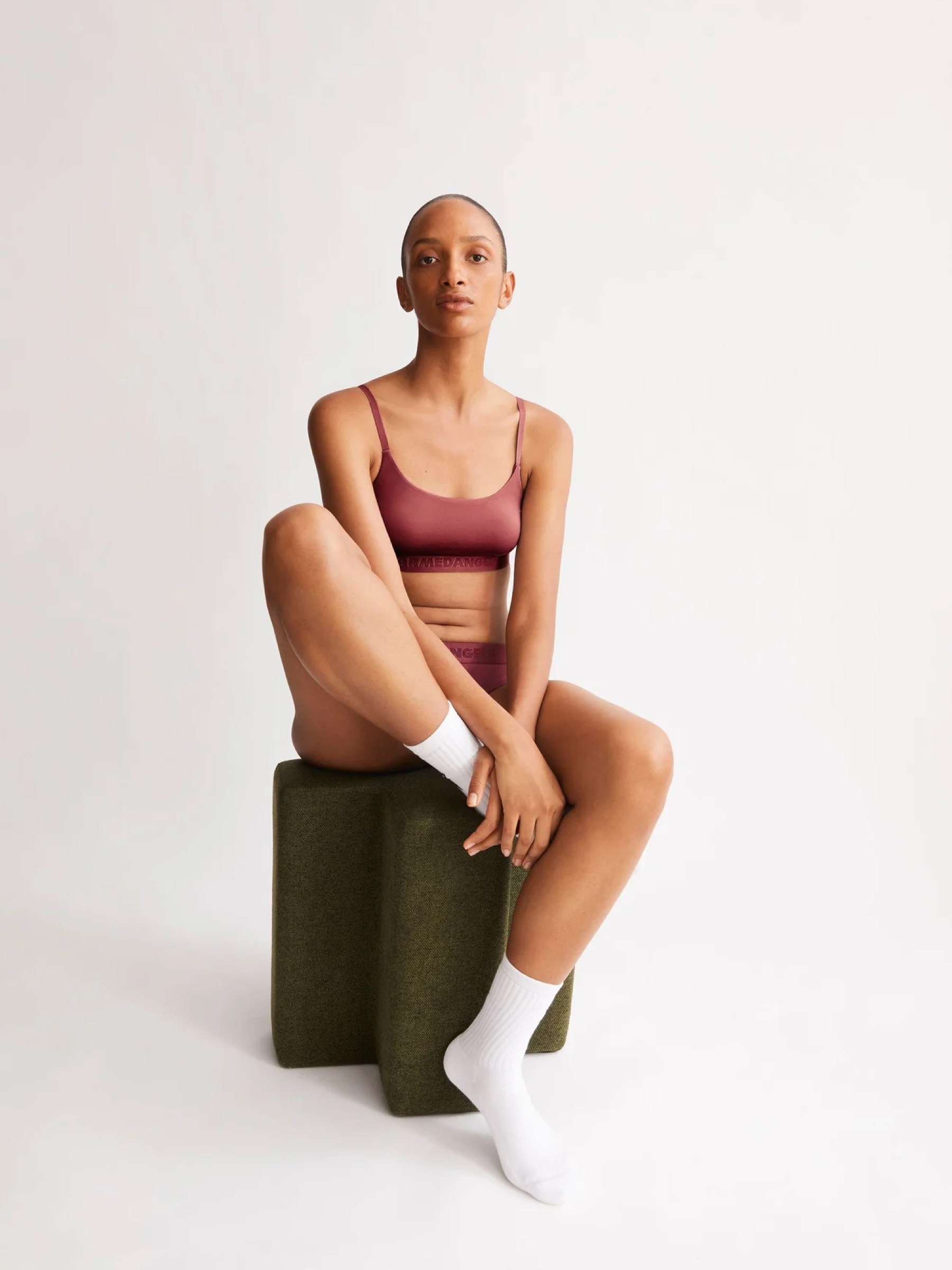 Bralette Tovaa velvet ember Armedangels