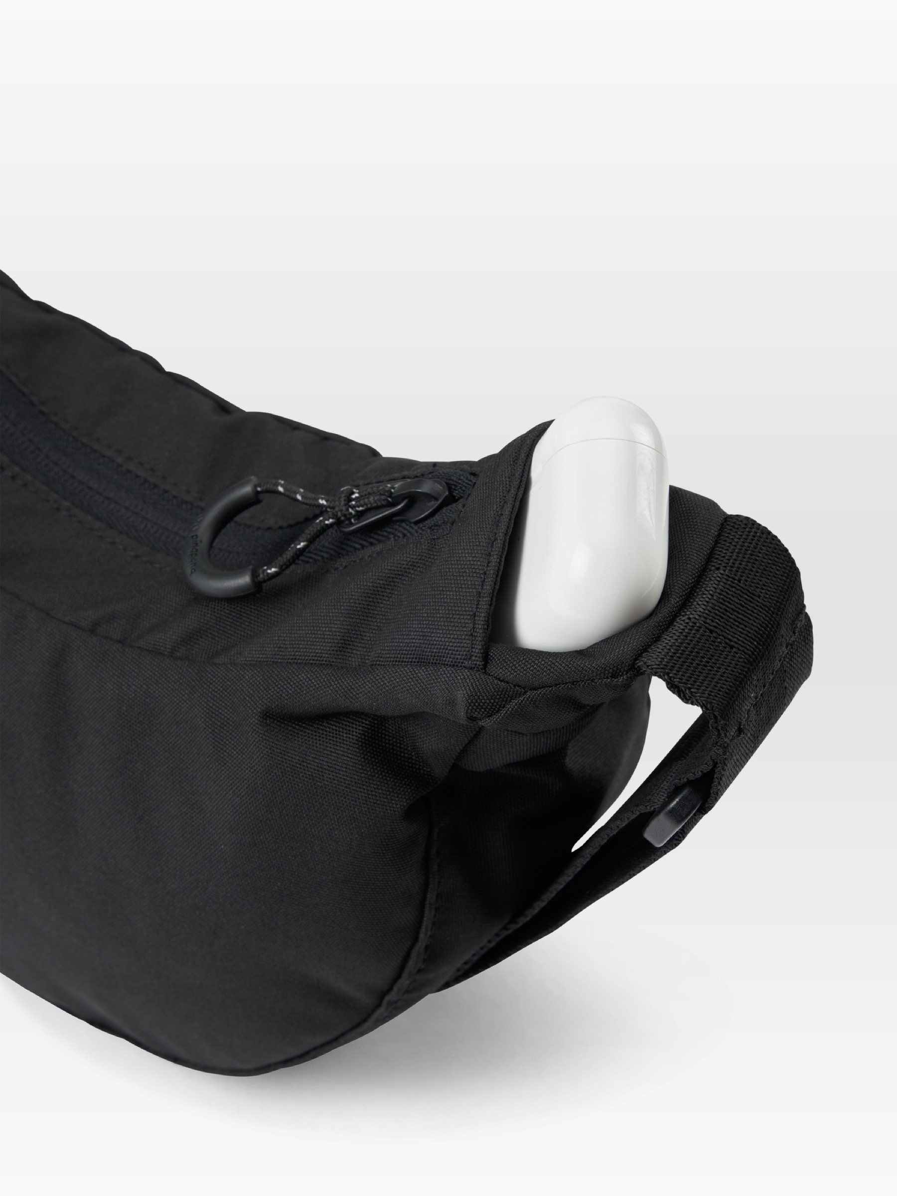 Tasche Krumm Small rooted black pinqponq