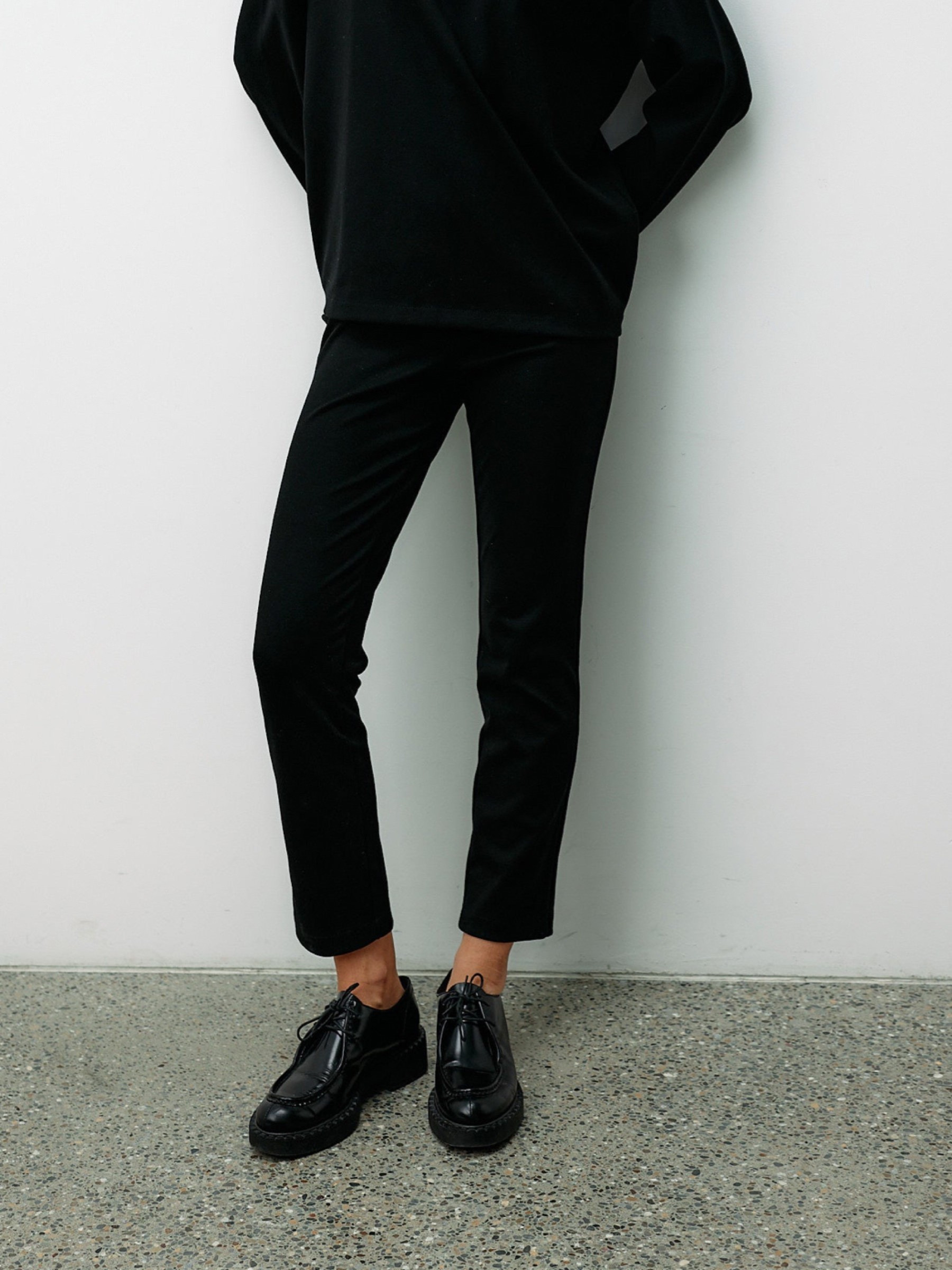 Hose Transformation Pants black intense Moya Kala