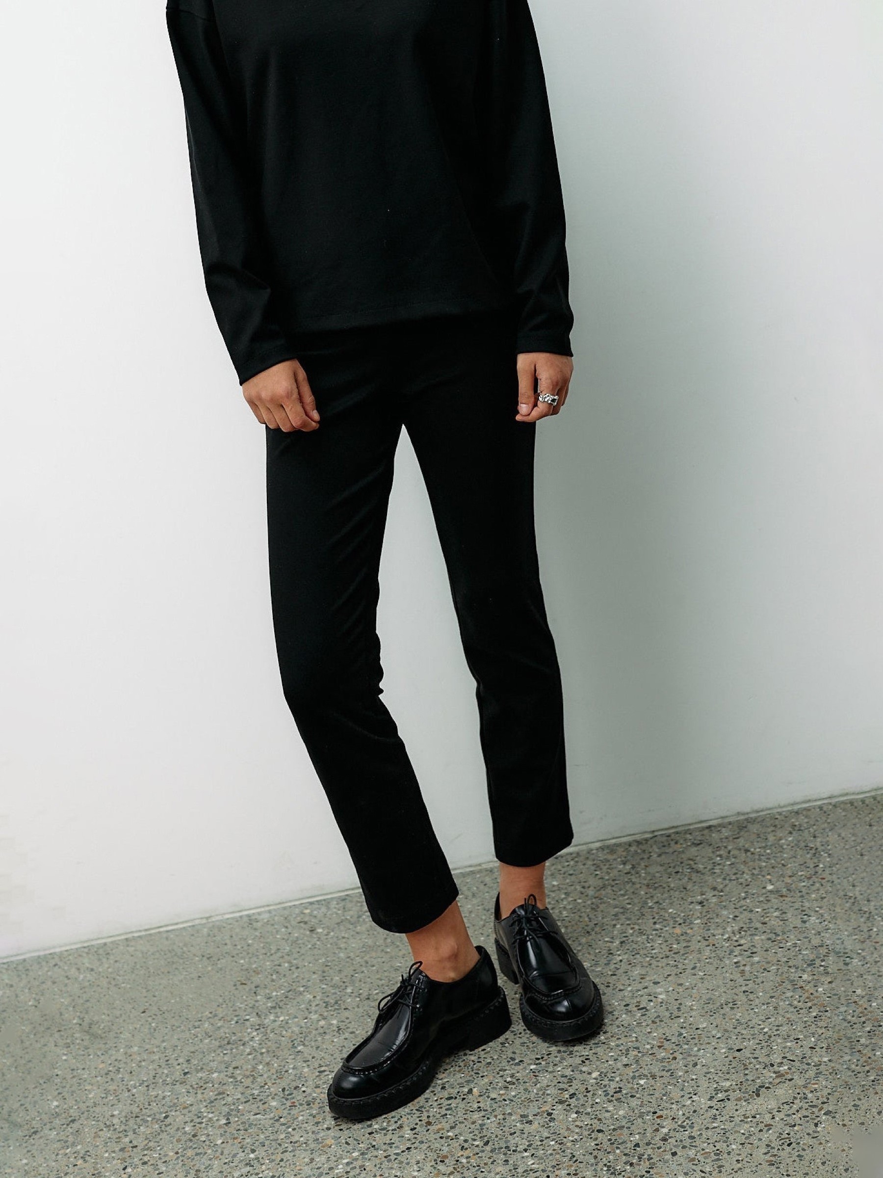 Hose Transformation Pants black intense Moya Kala
