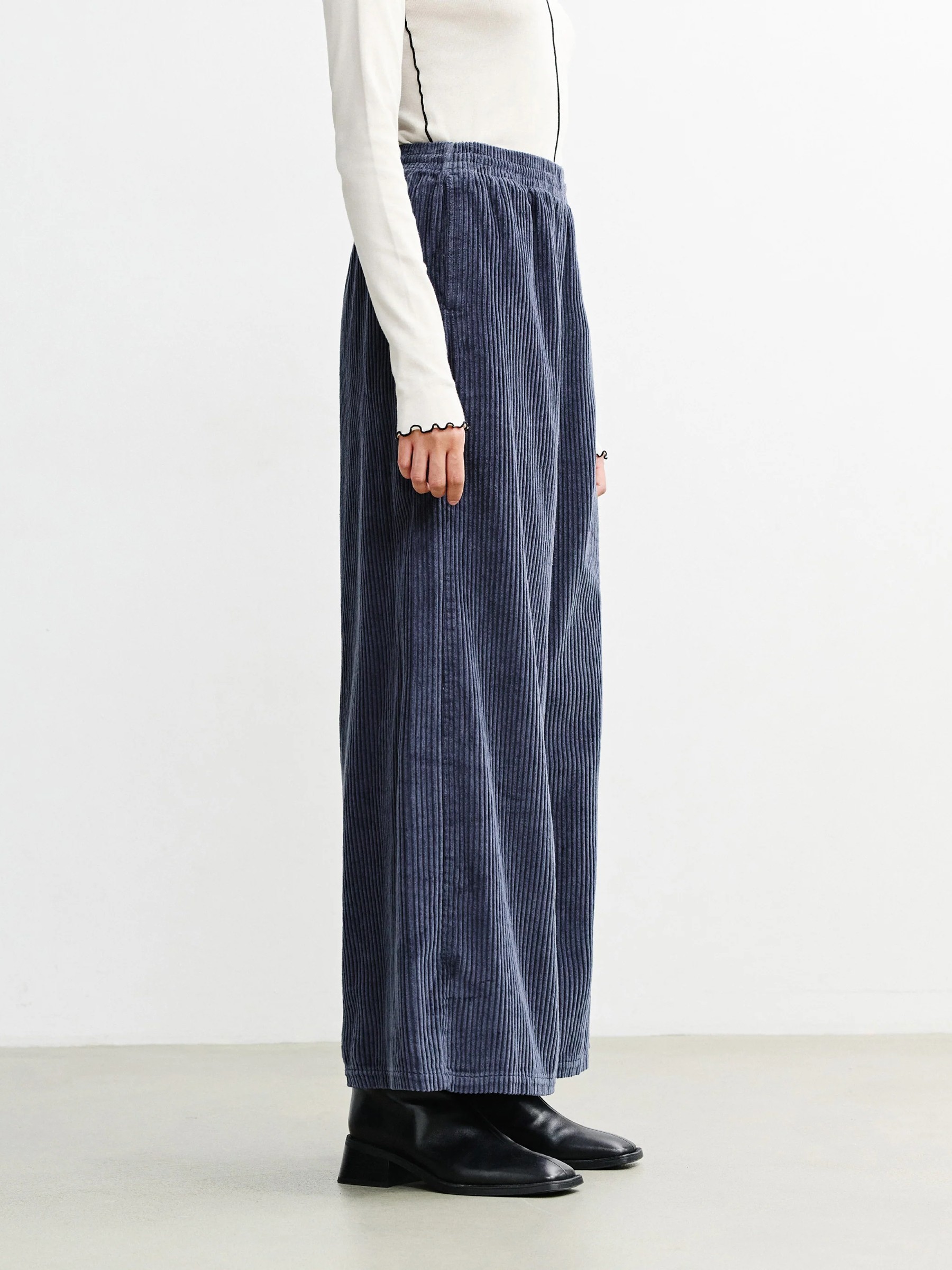 Hose Cord Flared Pant ash blue Rotholz