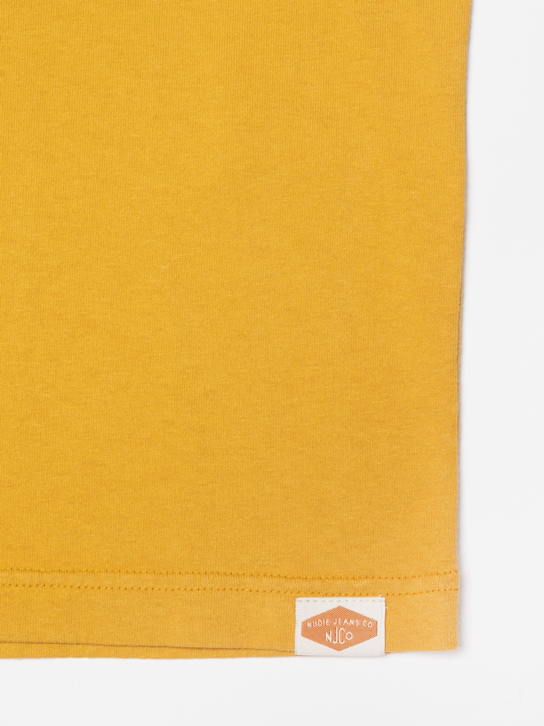 T-Shirt Uno Everyday Tee old yellow Nudie Jeans