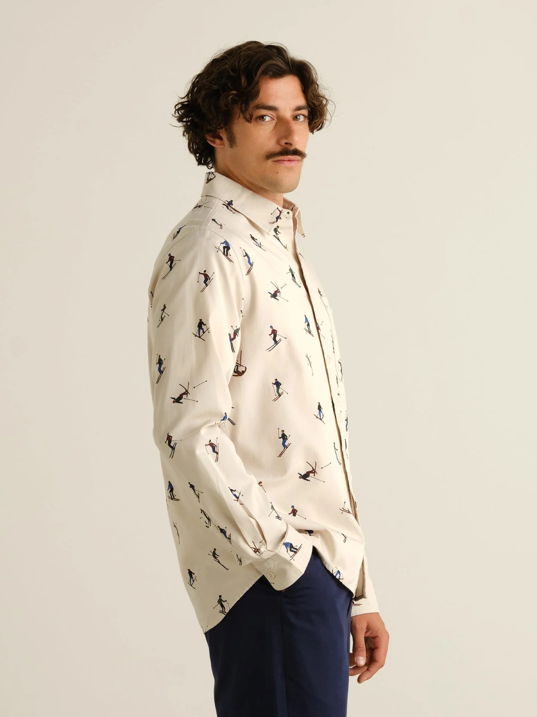 Hemd Shirt Lunnevik Ski Team oat white rainy day Dedicated