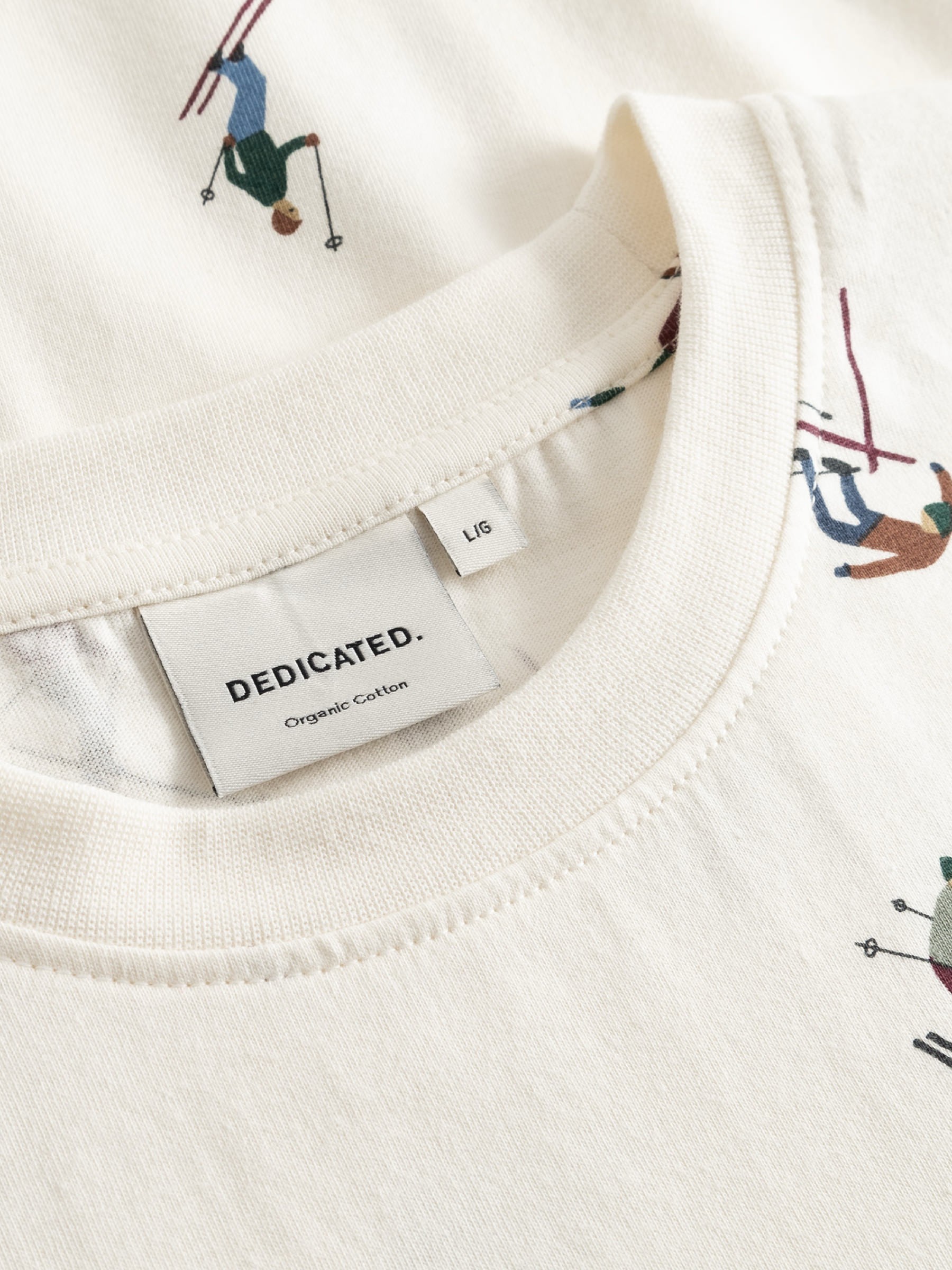 T-Shirt Stockholm Ski Team AOP off-white Dedicated