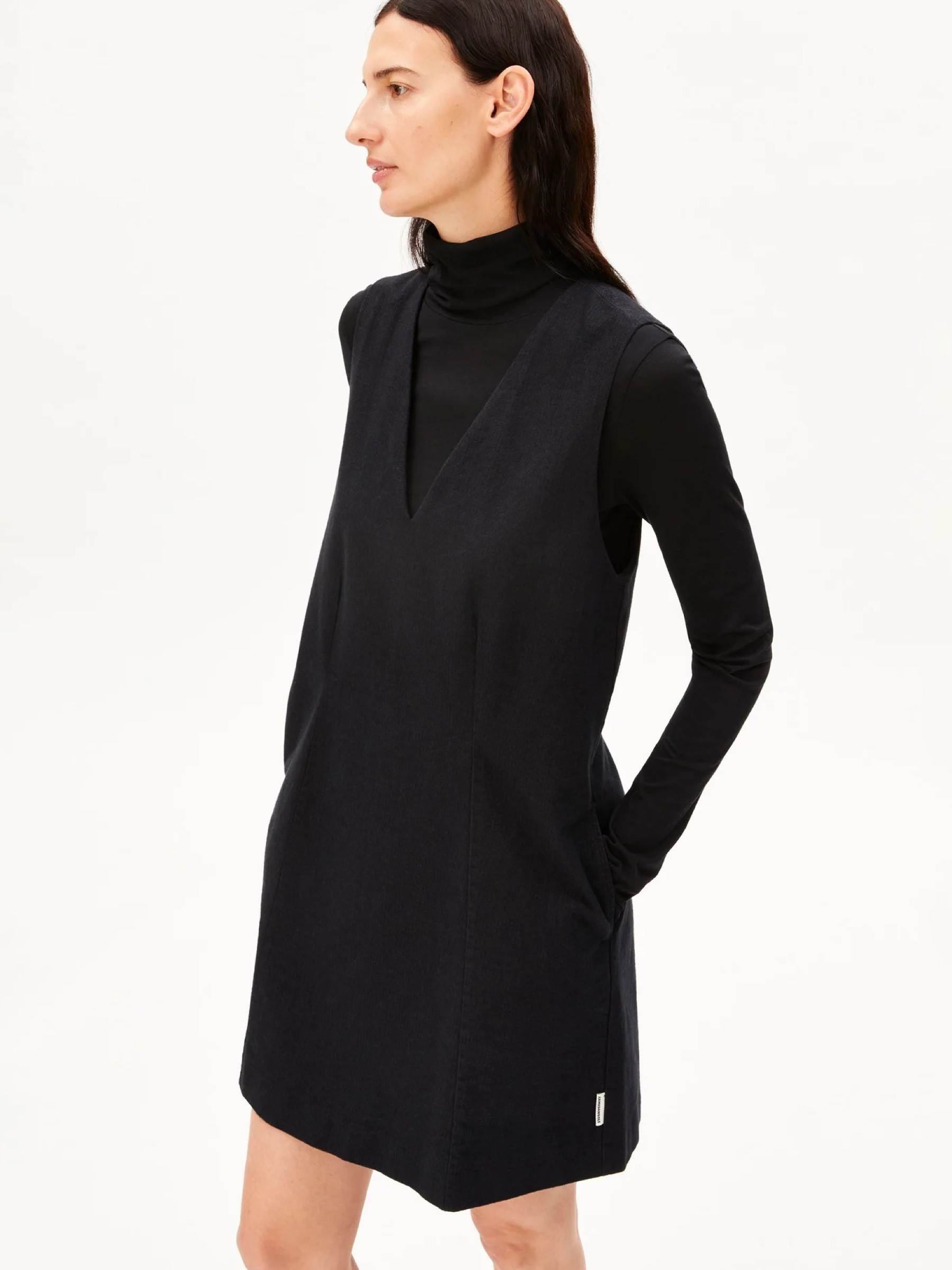 Kleid Herringbone Pinaafo Dress dark steel-black Armedangels