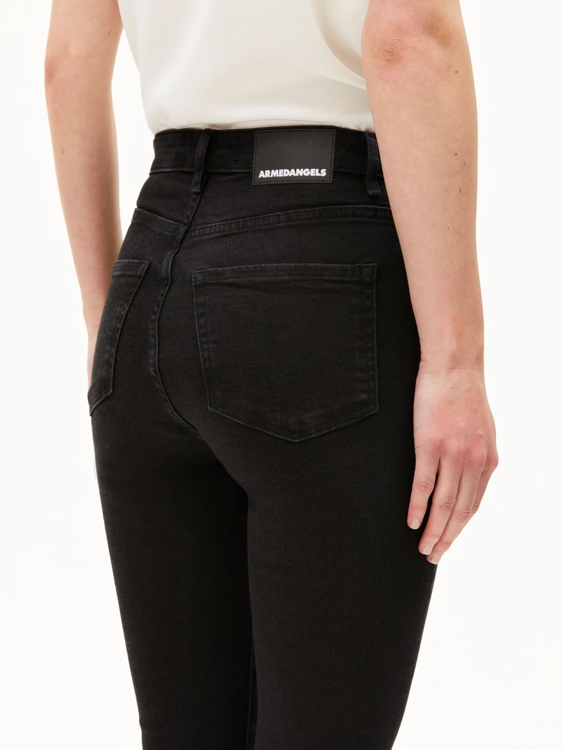 Jeanshose Ingaa High Waist Skinny Jean rinse black Armedangels