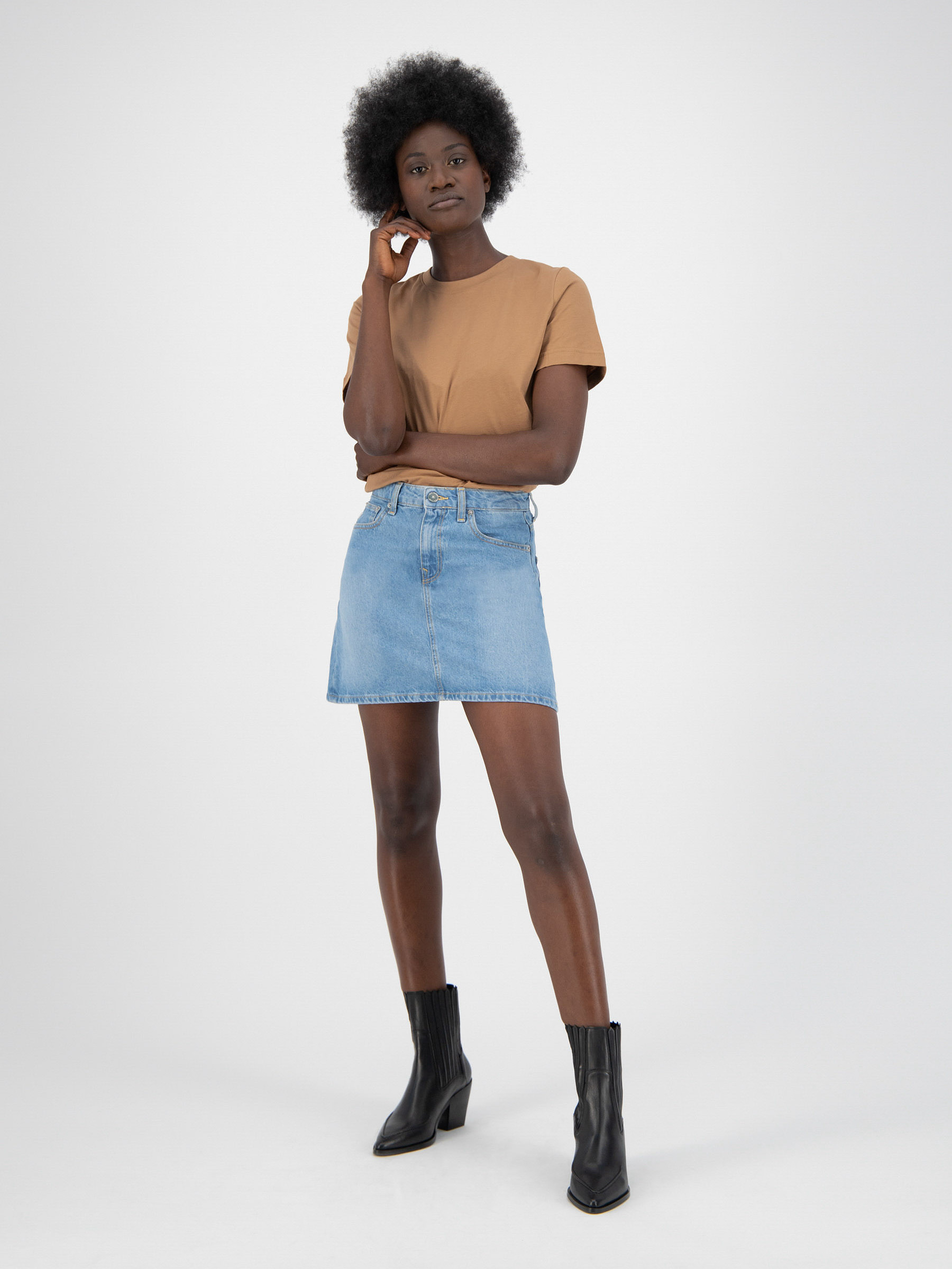 Rock Sophie Rocks heavy stone Mud Jeans