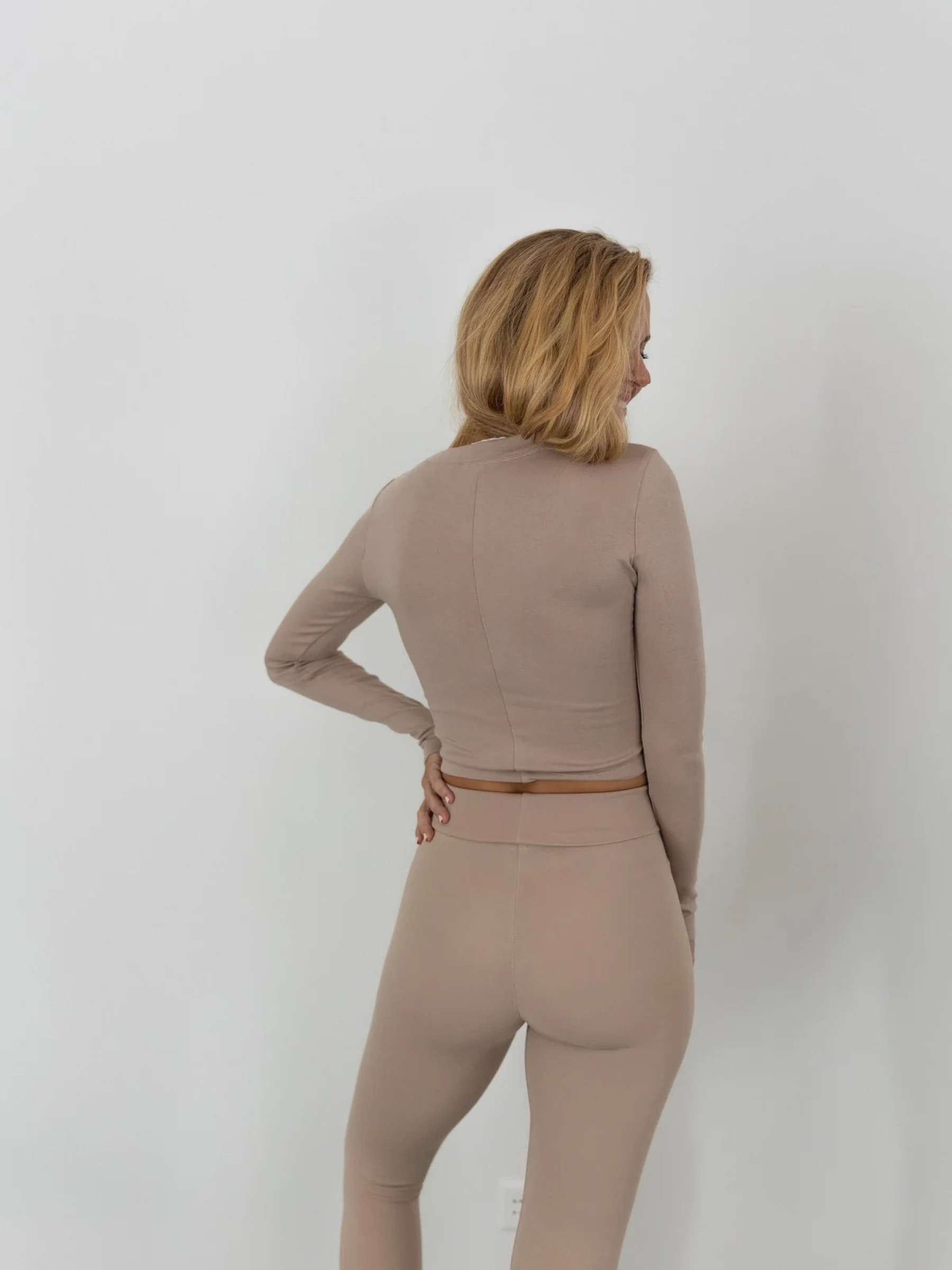 Lina Longsleeve beige Pura