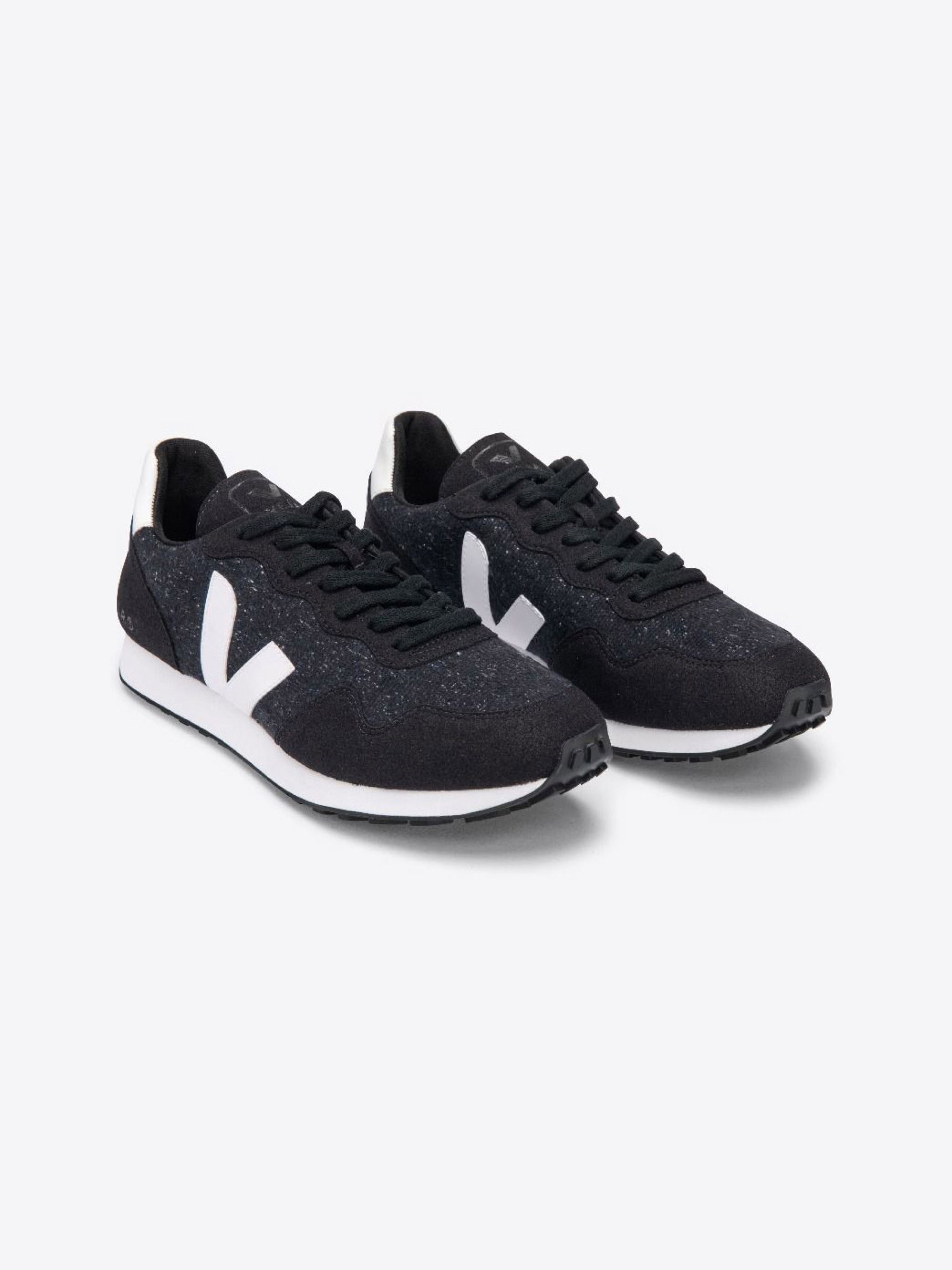 Schuhe SDU flannel dark white Veja