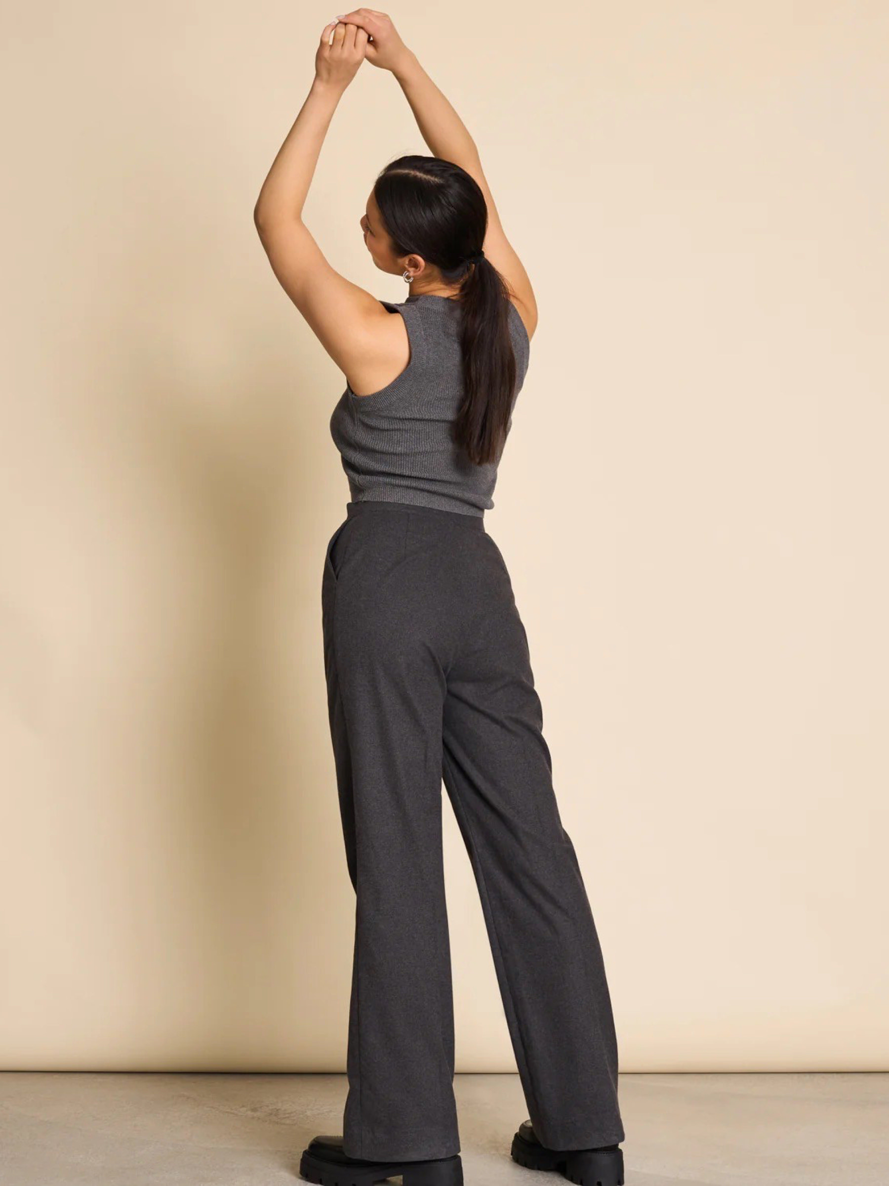 Hose Wide Pants Coralio dark grey Jan 'n June