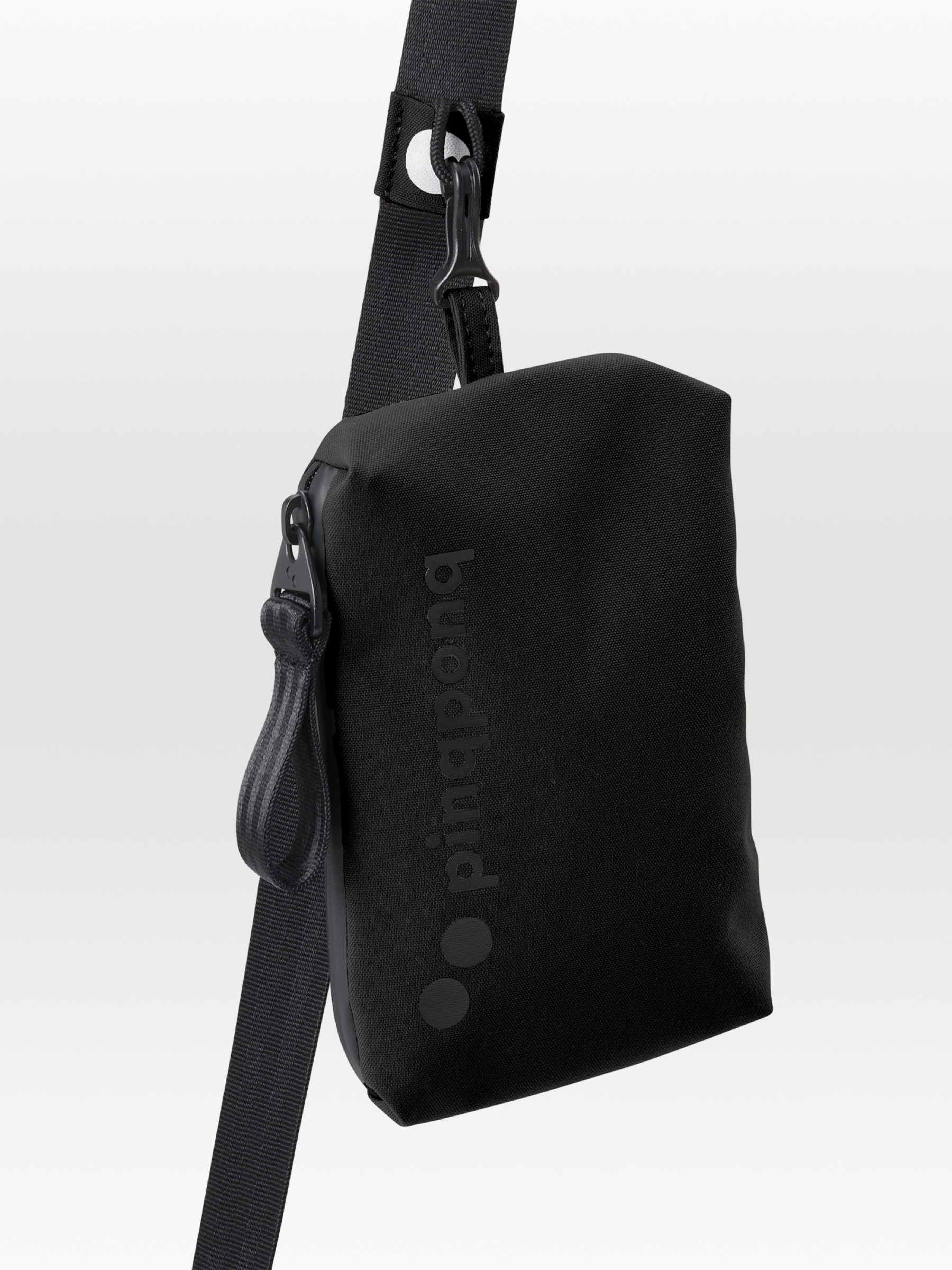 Tasche Aksel solid black pinqponq
