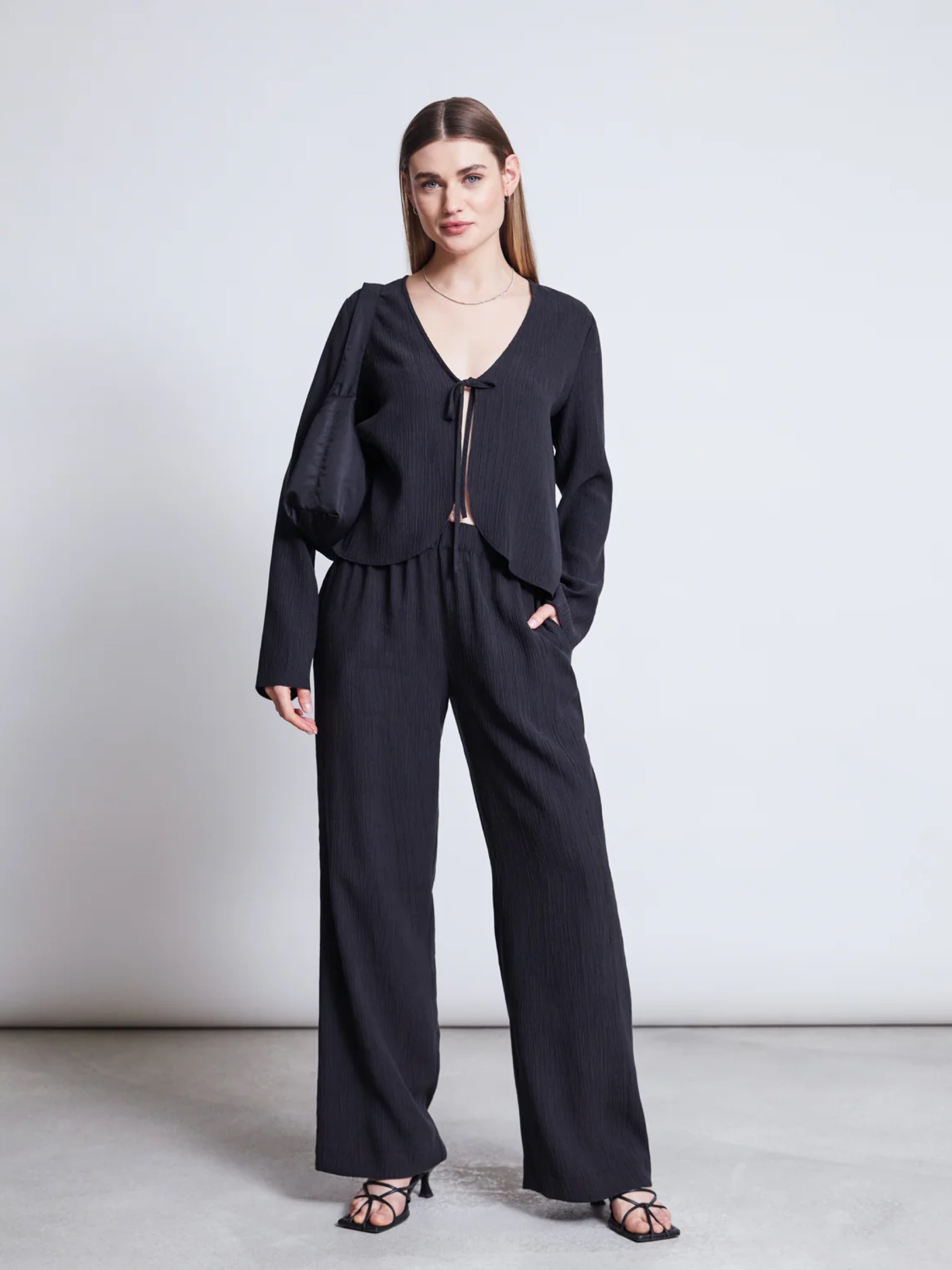 Hose Crinkle Pants Hava black Jan 'n June