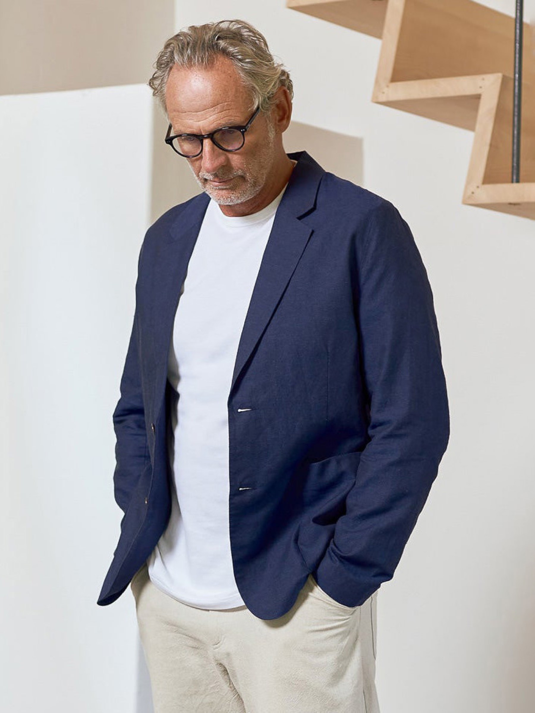 Enver Blazer navy linen About Companions